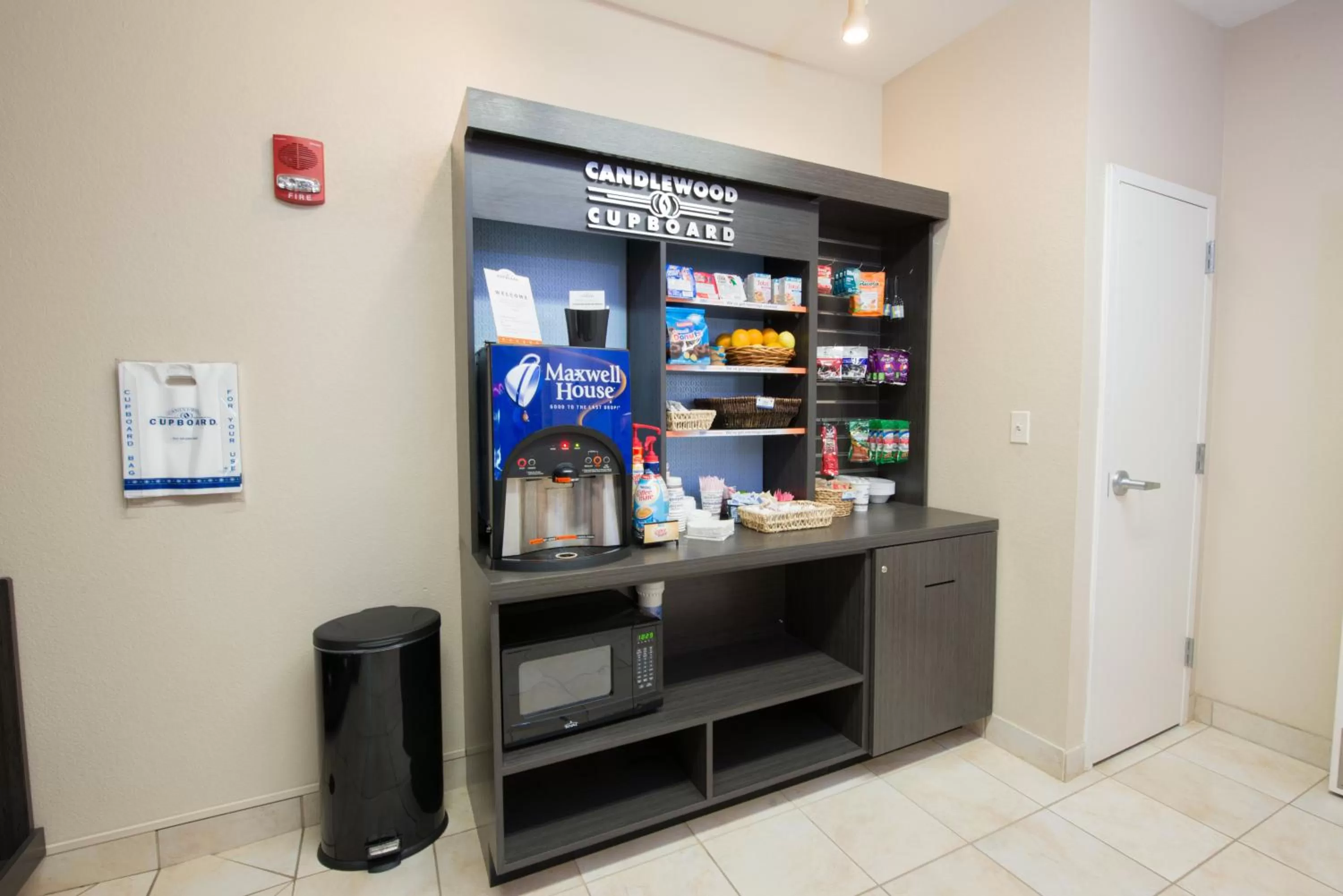 Breakfast in Candlewood Suites Bismarck