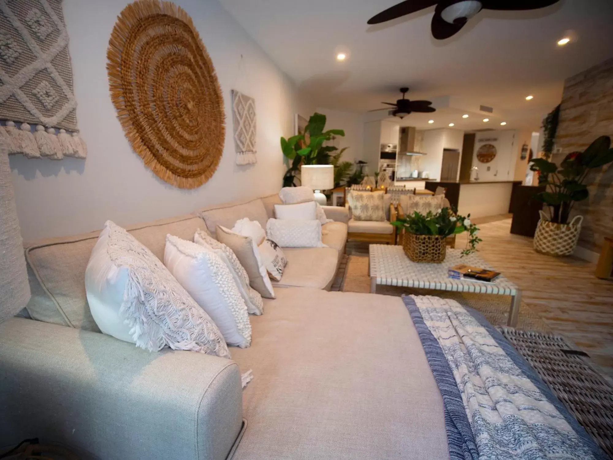 Living room, Seating Area in Cotton Beach Resort - Tweed Coast Holidays ®