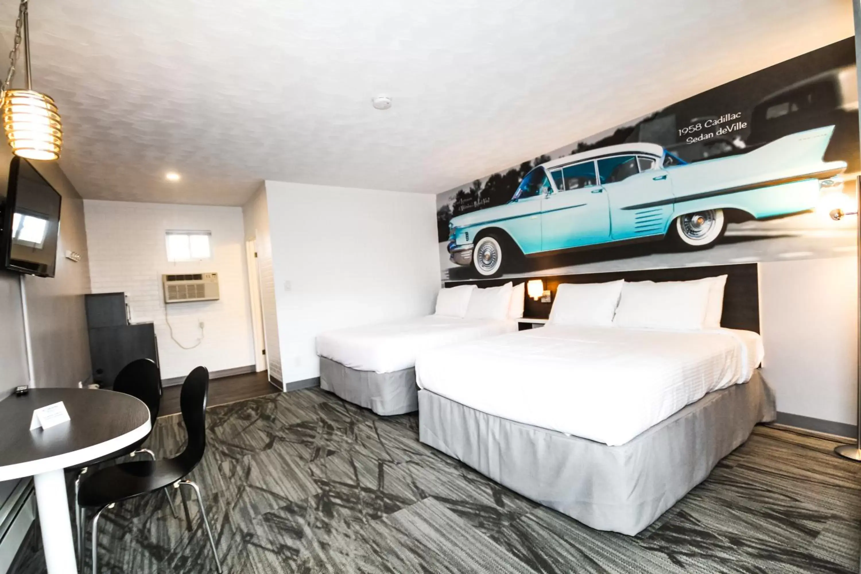 Photo of the whole room, Room Photo in Cadillac Motel Niagara