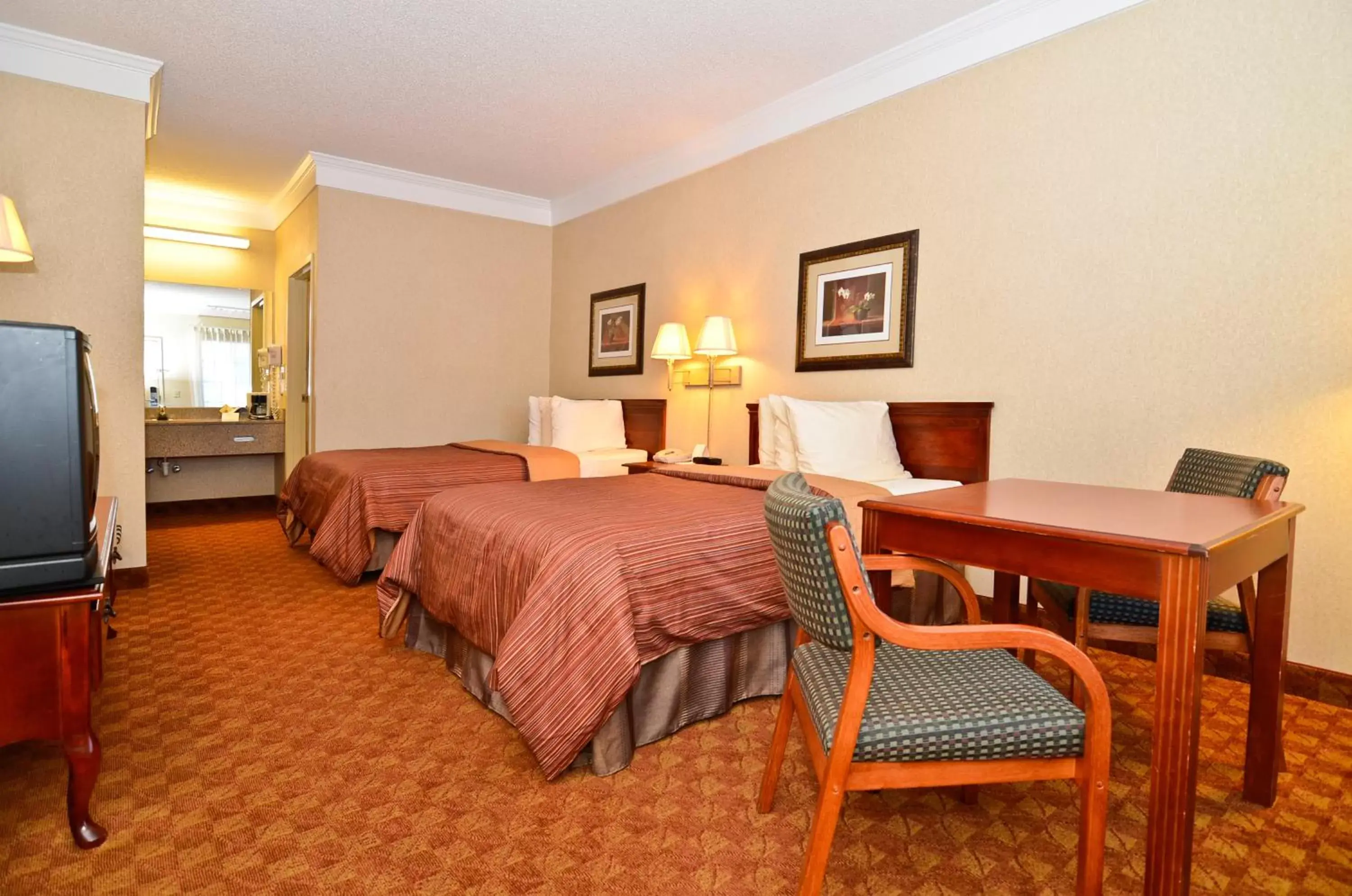 Photo of the whole room in Peach State Inn & Suites