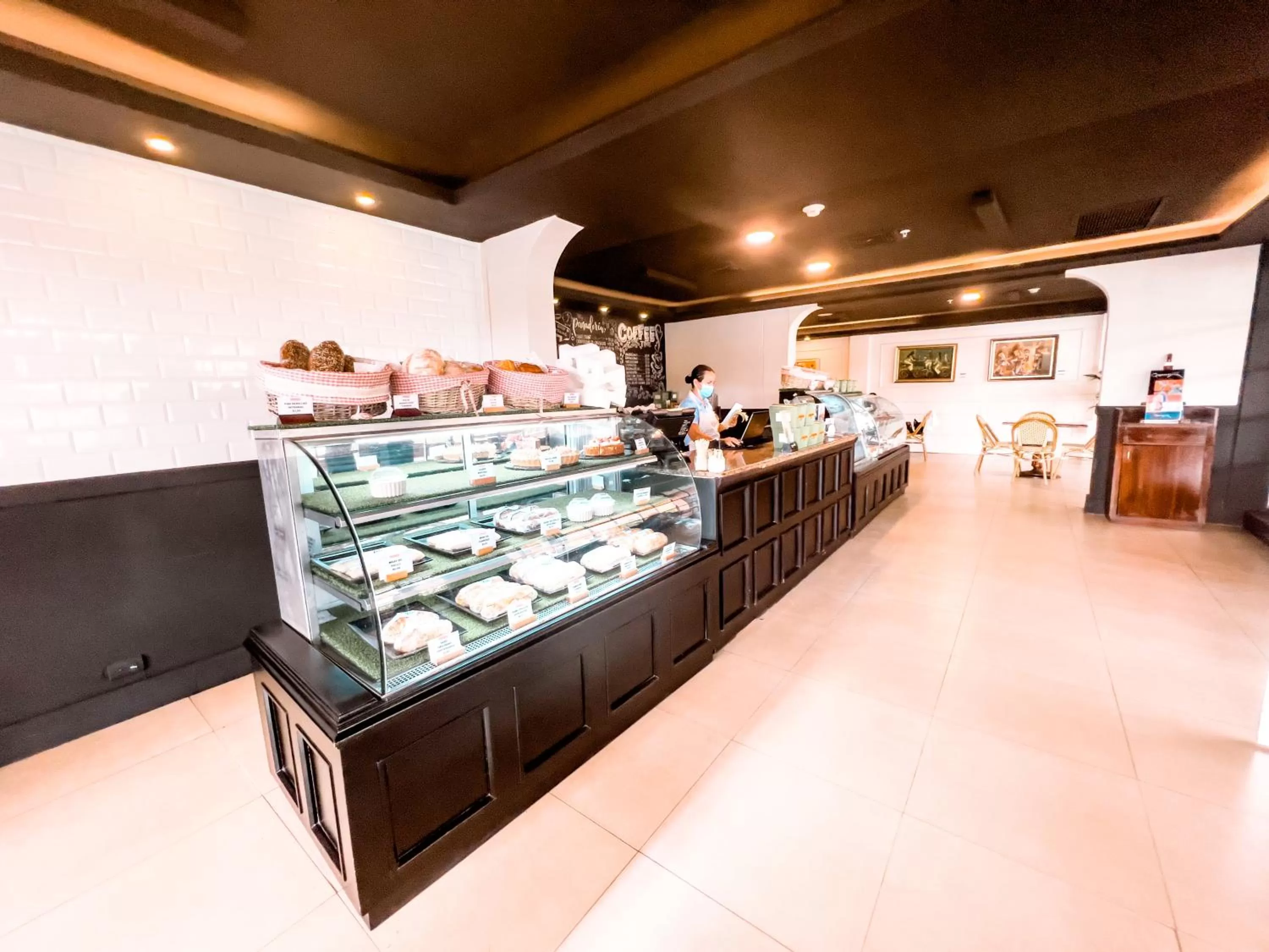 Restaurant/places to eat in Oro Verde Machala