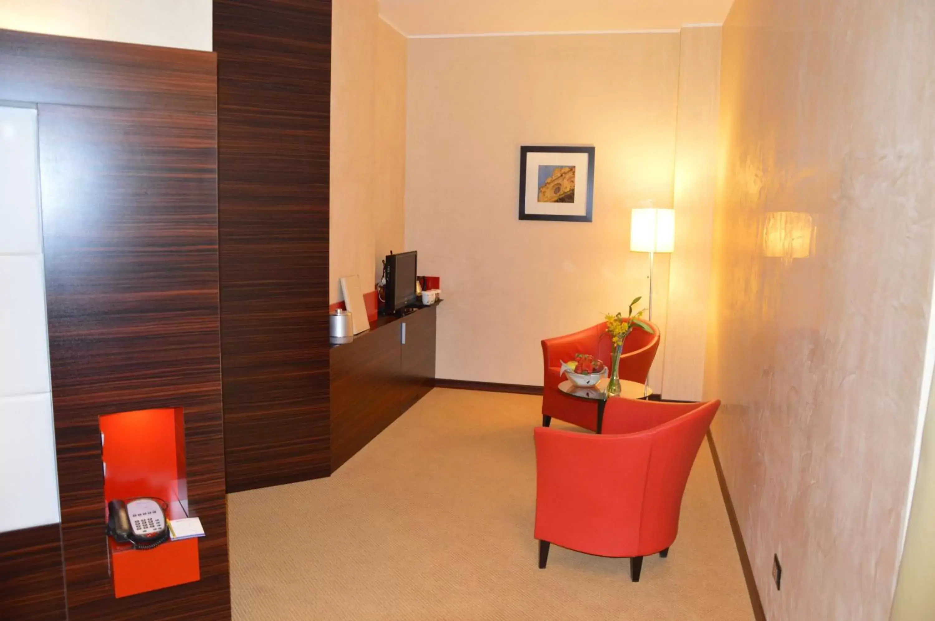 Bedroom, Seating Area in Hilton Garden Inn Lecce
