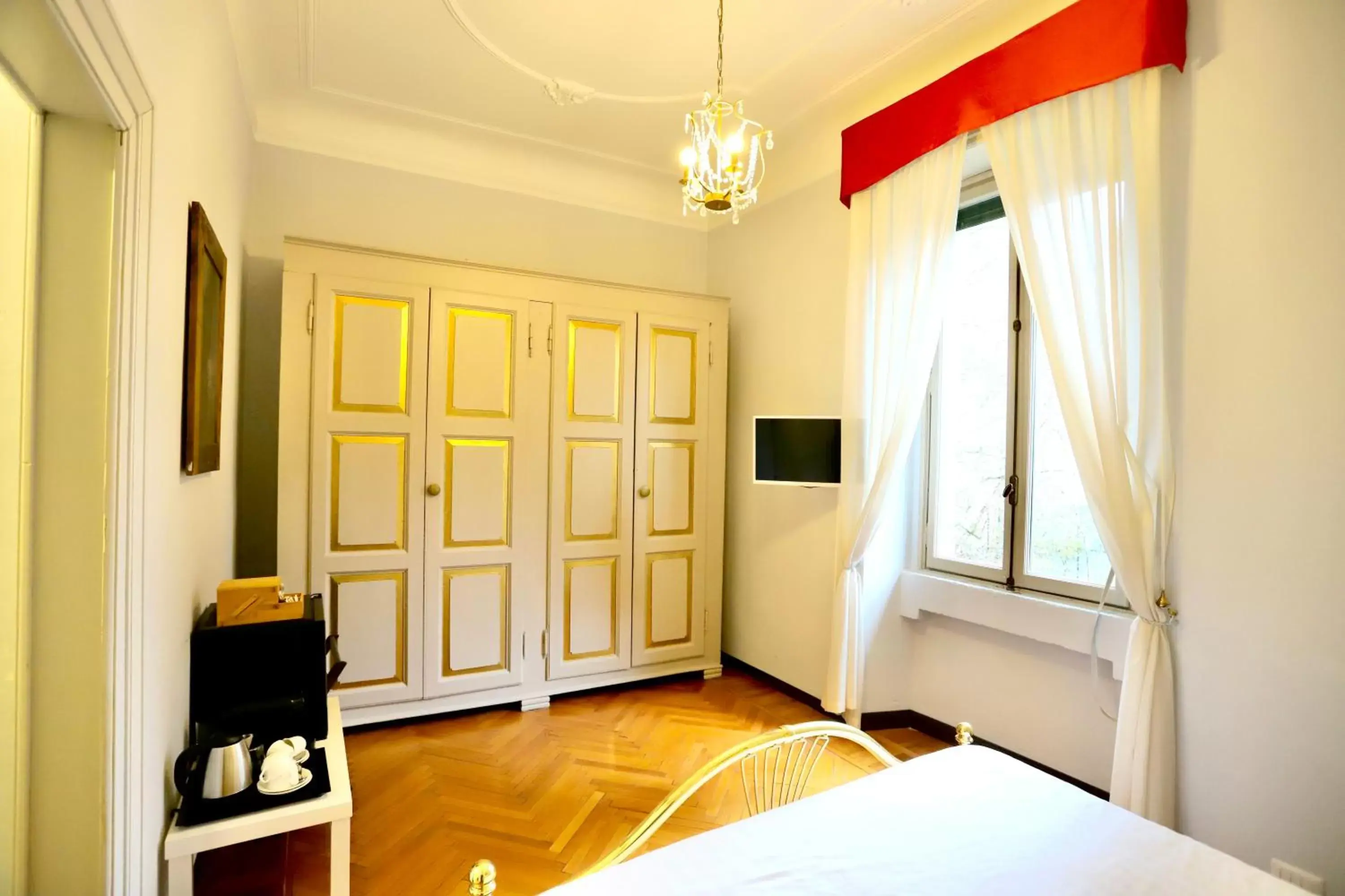Bedroom, Bed in La Villa del Lago