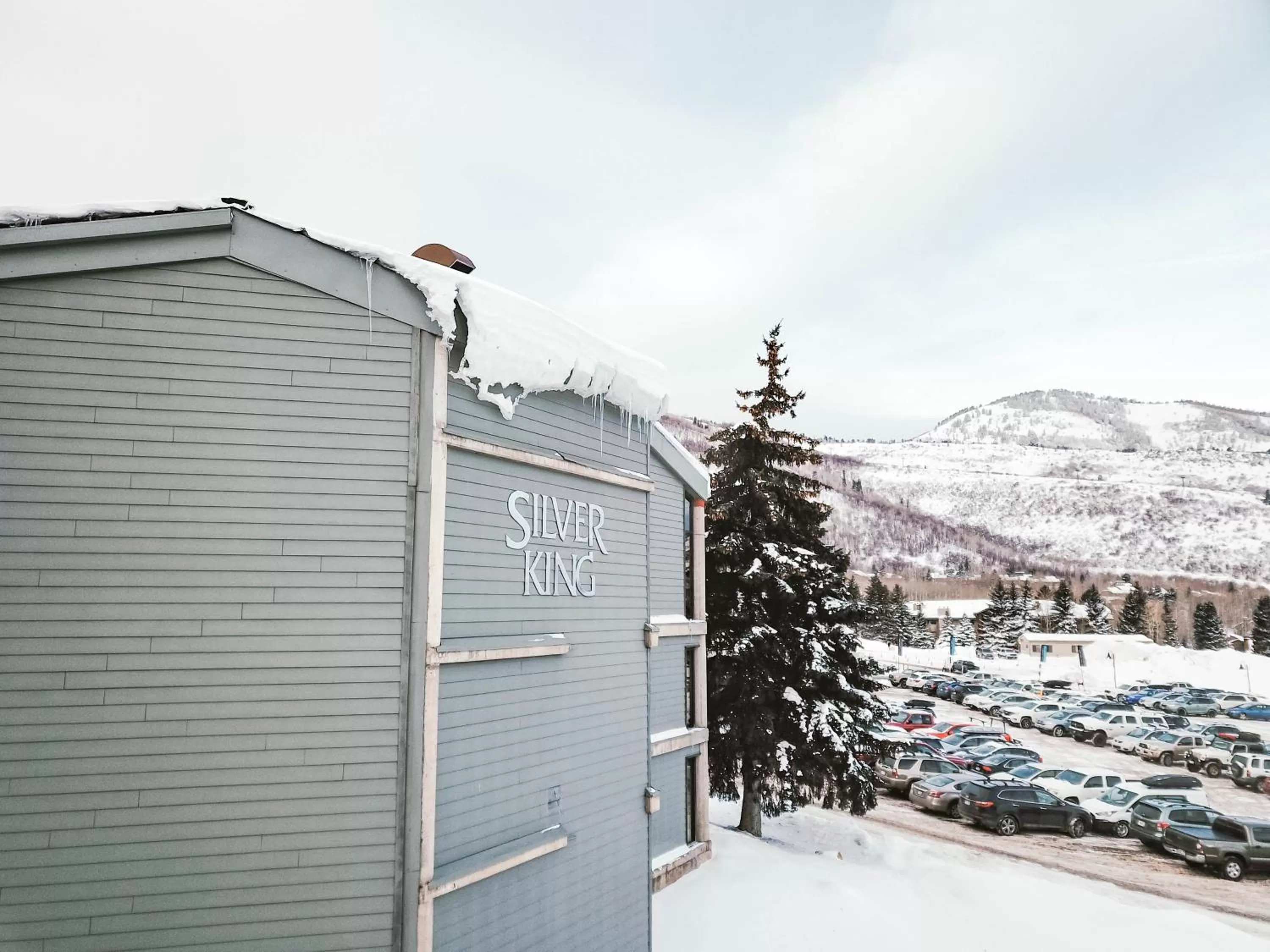 Property building in Silver King by All Seasons Resort Lodging