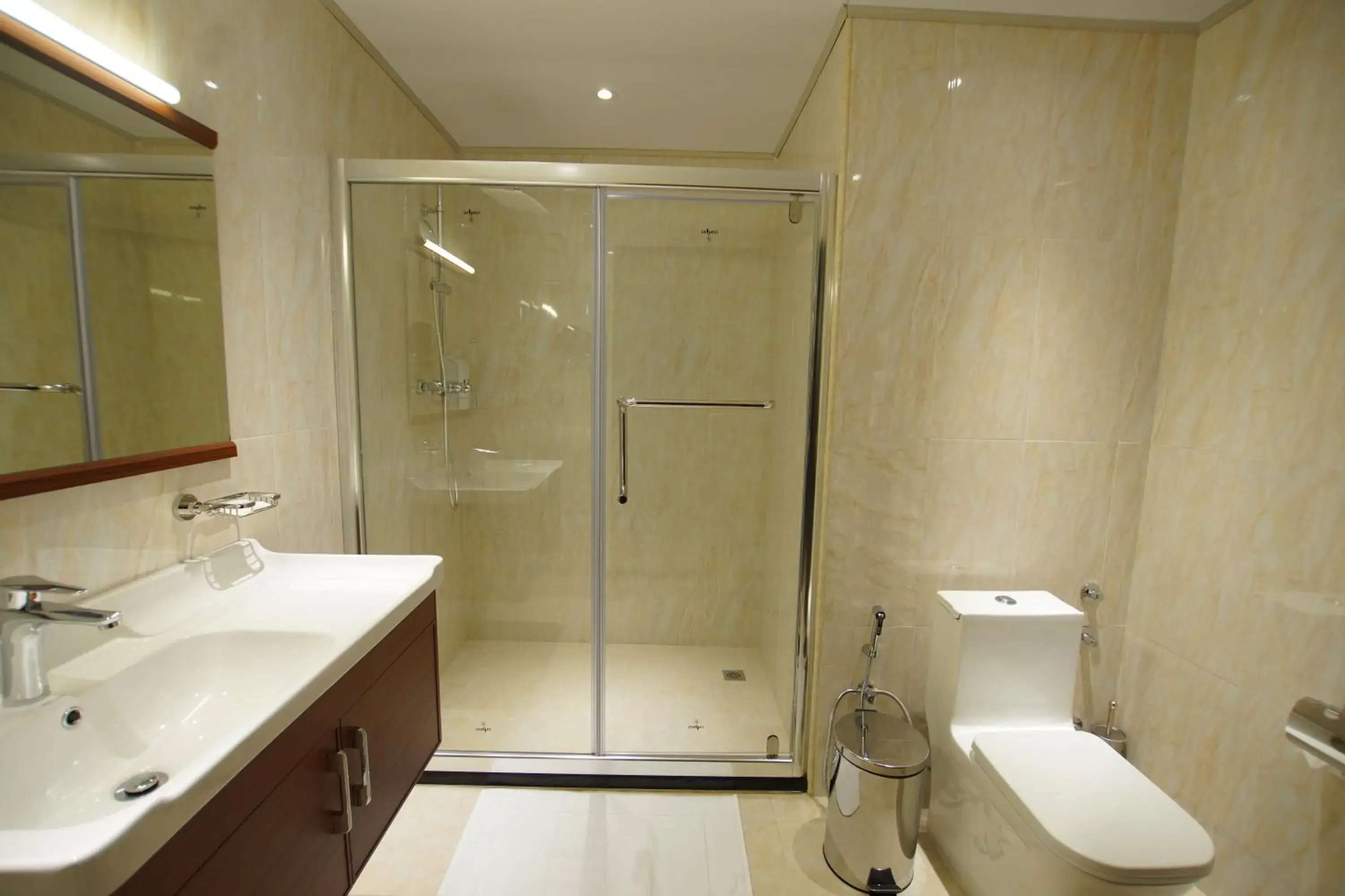 Bathroom in Best Western Premier Dynasty