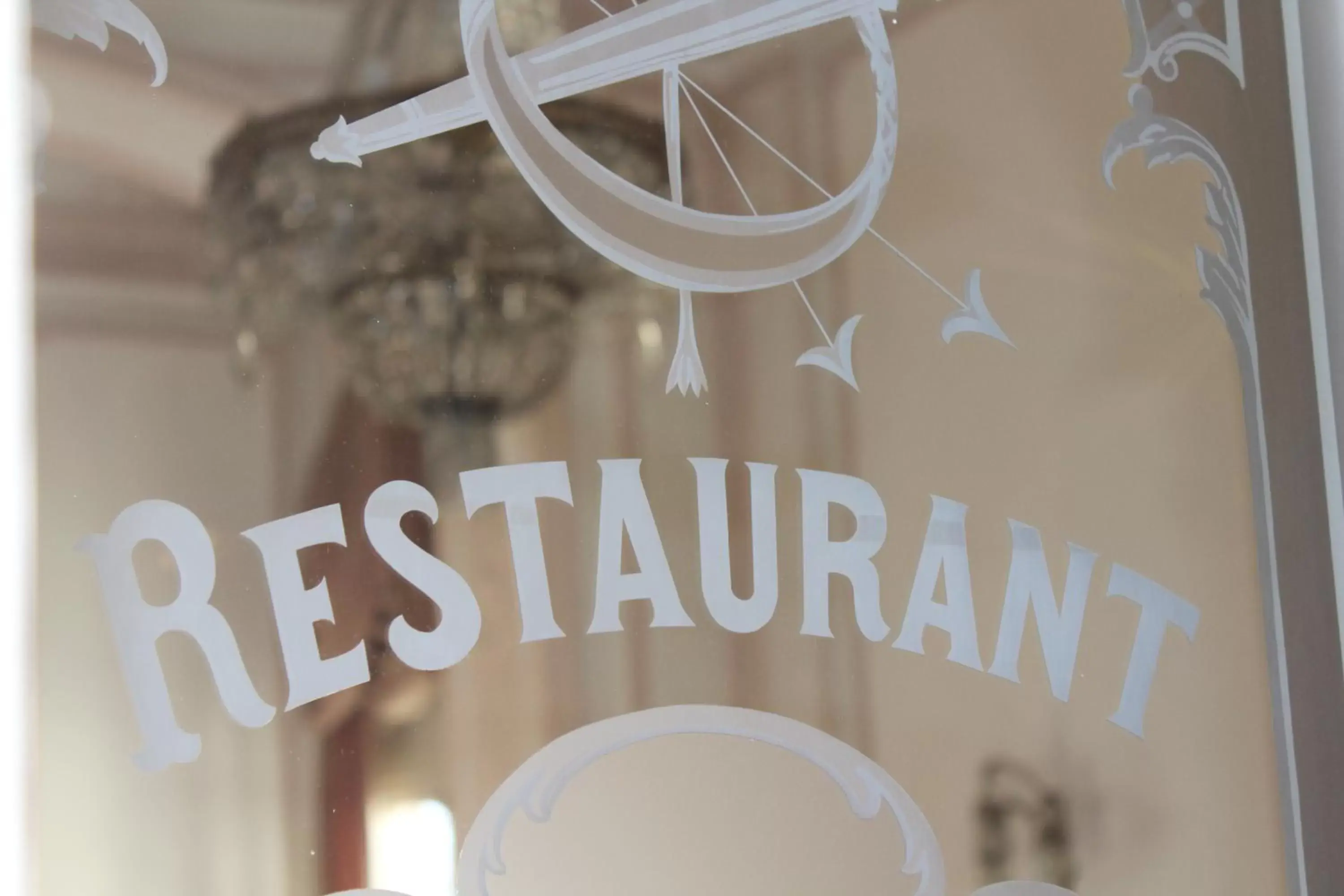 Restaurant/places to eat in Hôtel du Grand Lac Excelsior