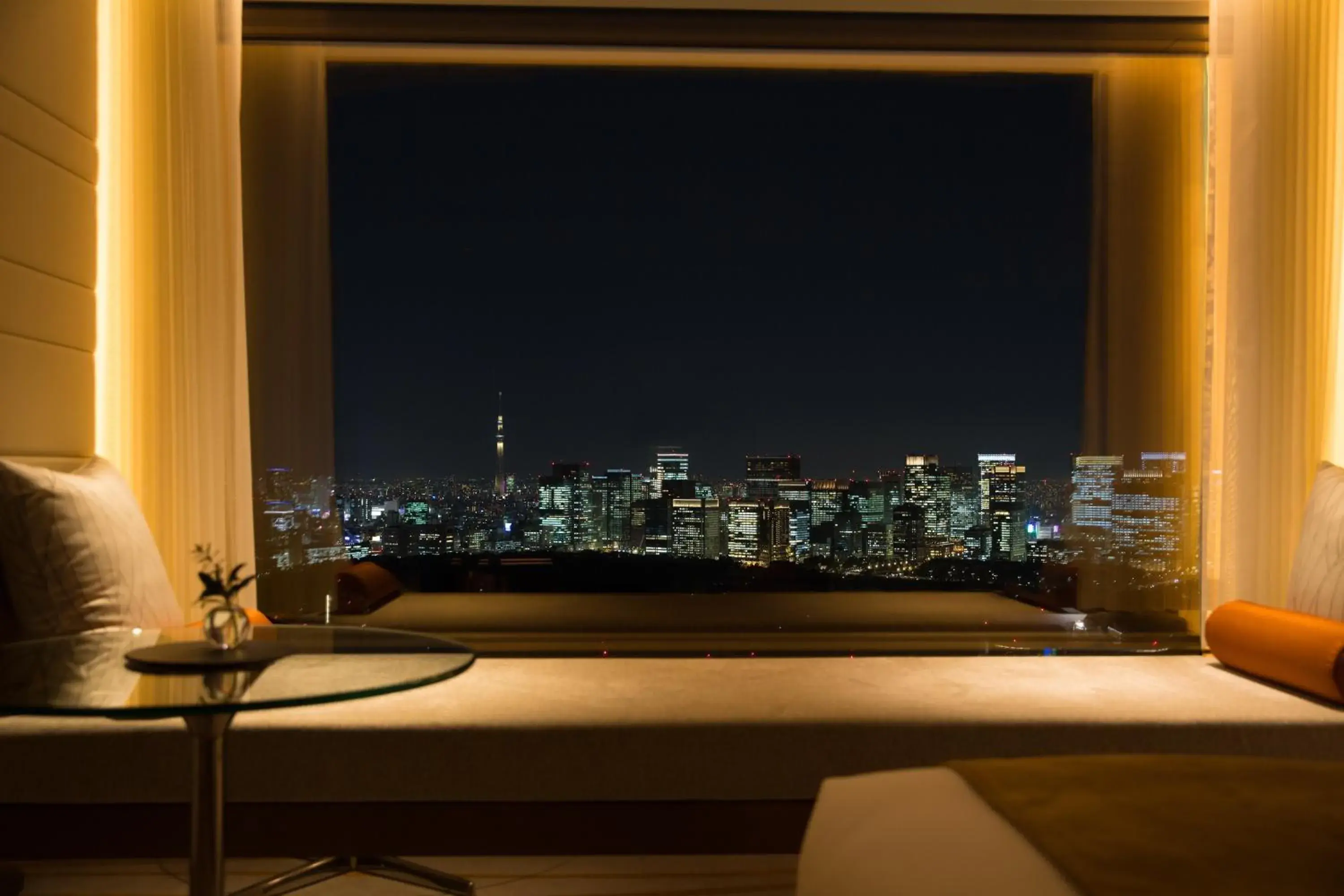 Night in The Prince Gallery Tokyo Kioicho, a Luxury Collection Hotel