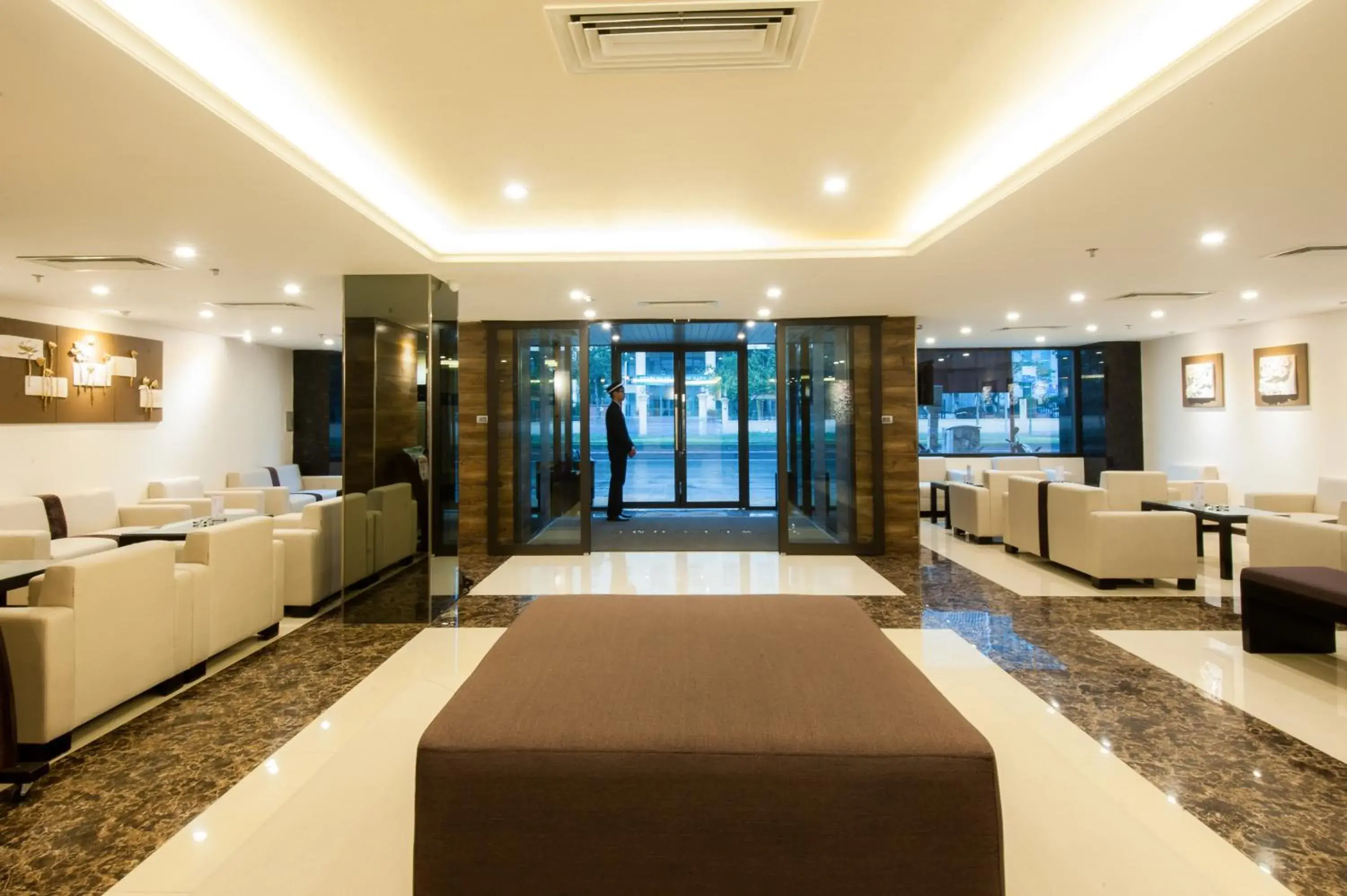 Lobby or reception in Sakura Hotel