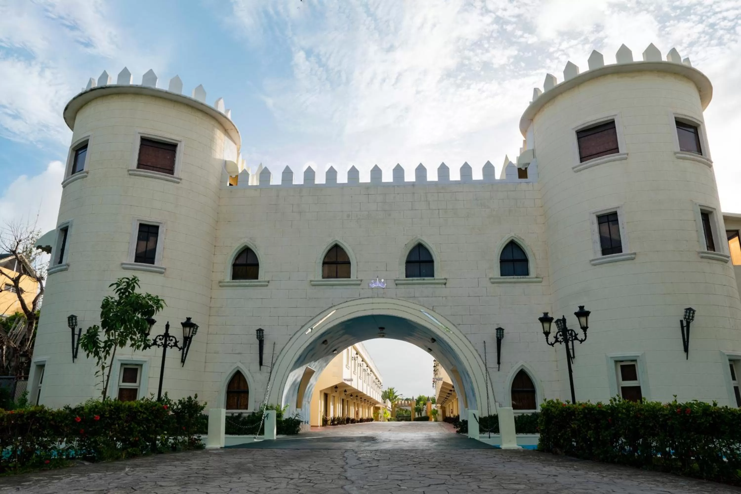 Facade/entrance in Aparthotel Castillo Real