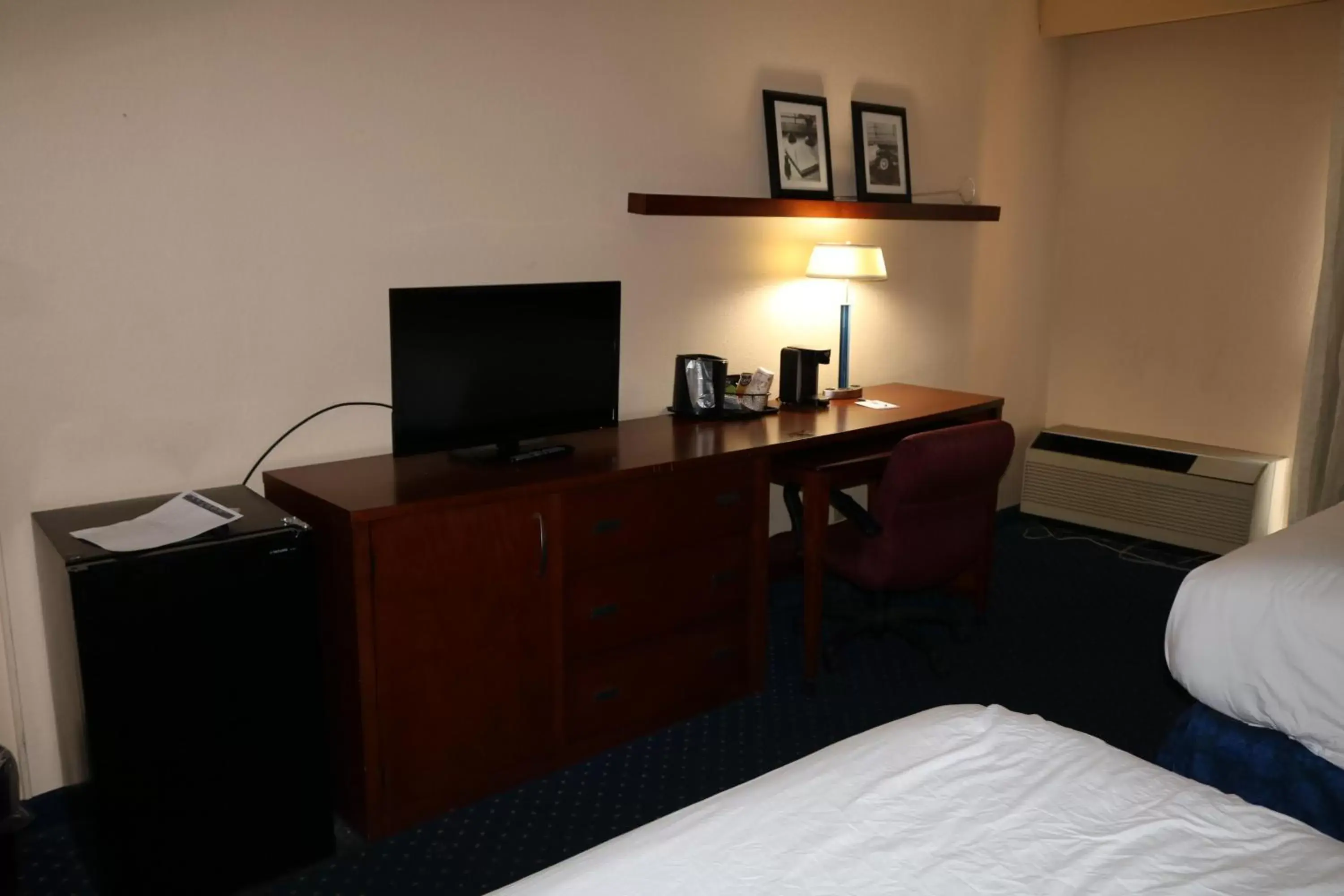 King Studio Suite - Non-Smoking in Baymont by Wyndham Columbia Northwest King Studio Suite - Non-Smoking in Baymont by Wyndham Columbia Northwest