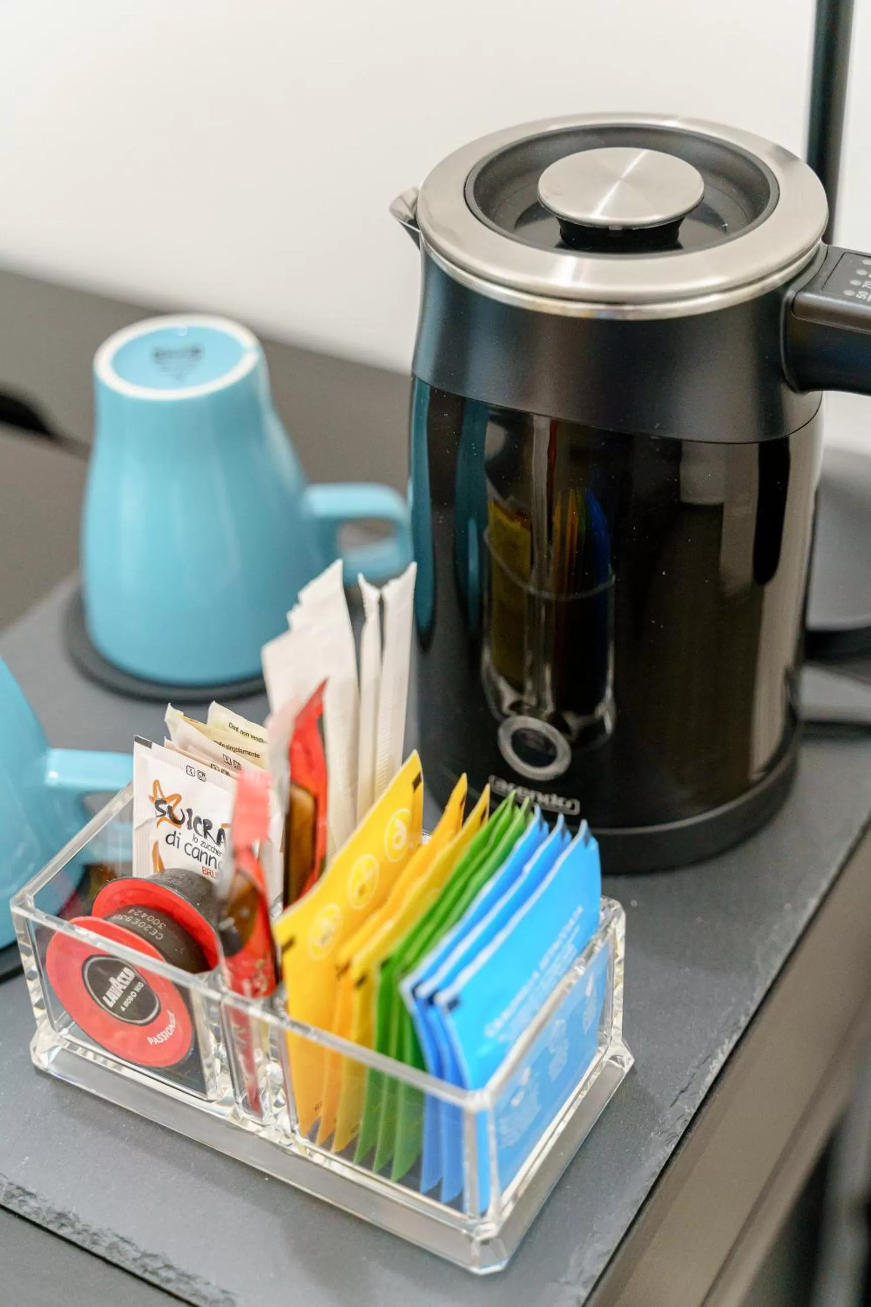 Coffee/tea facilities in SiSTO18