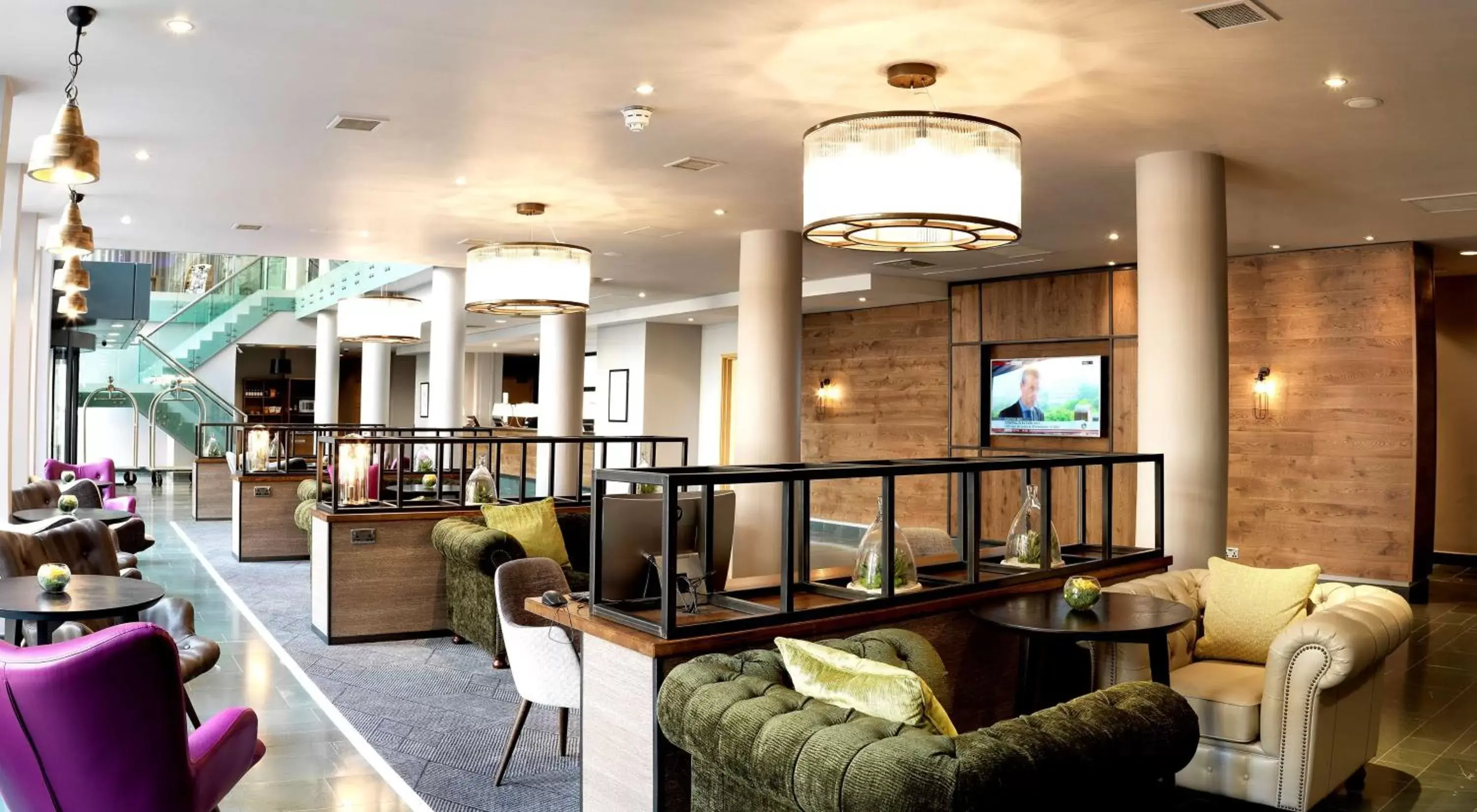 Lounge or bar, Lobby/Reception in Hilton Garden Inn Birmingham Brindley Place