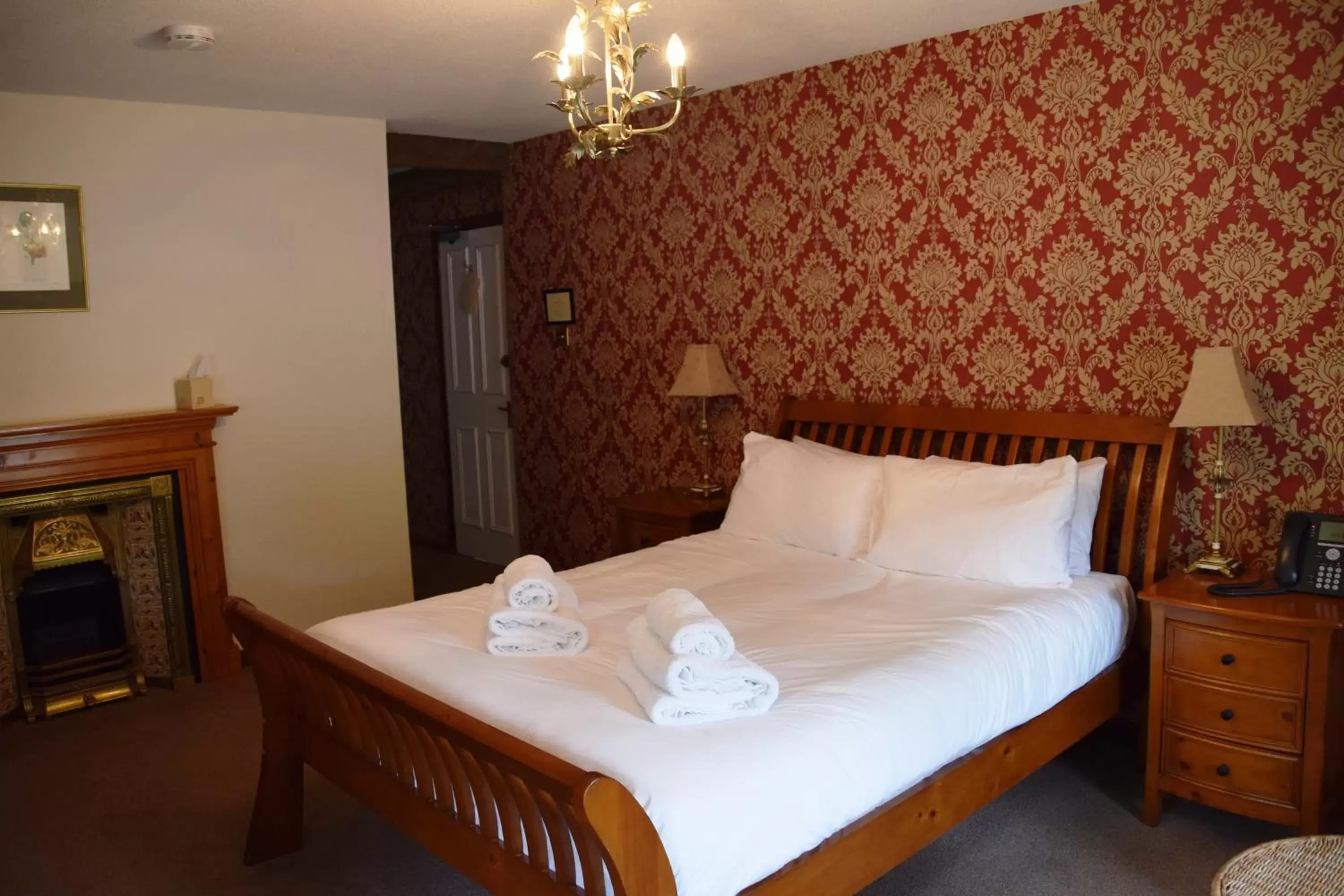 Bed in Saplinbrae Hotel and Lodges