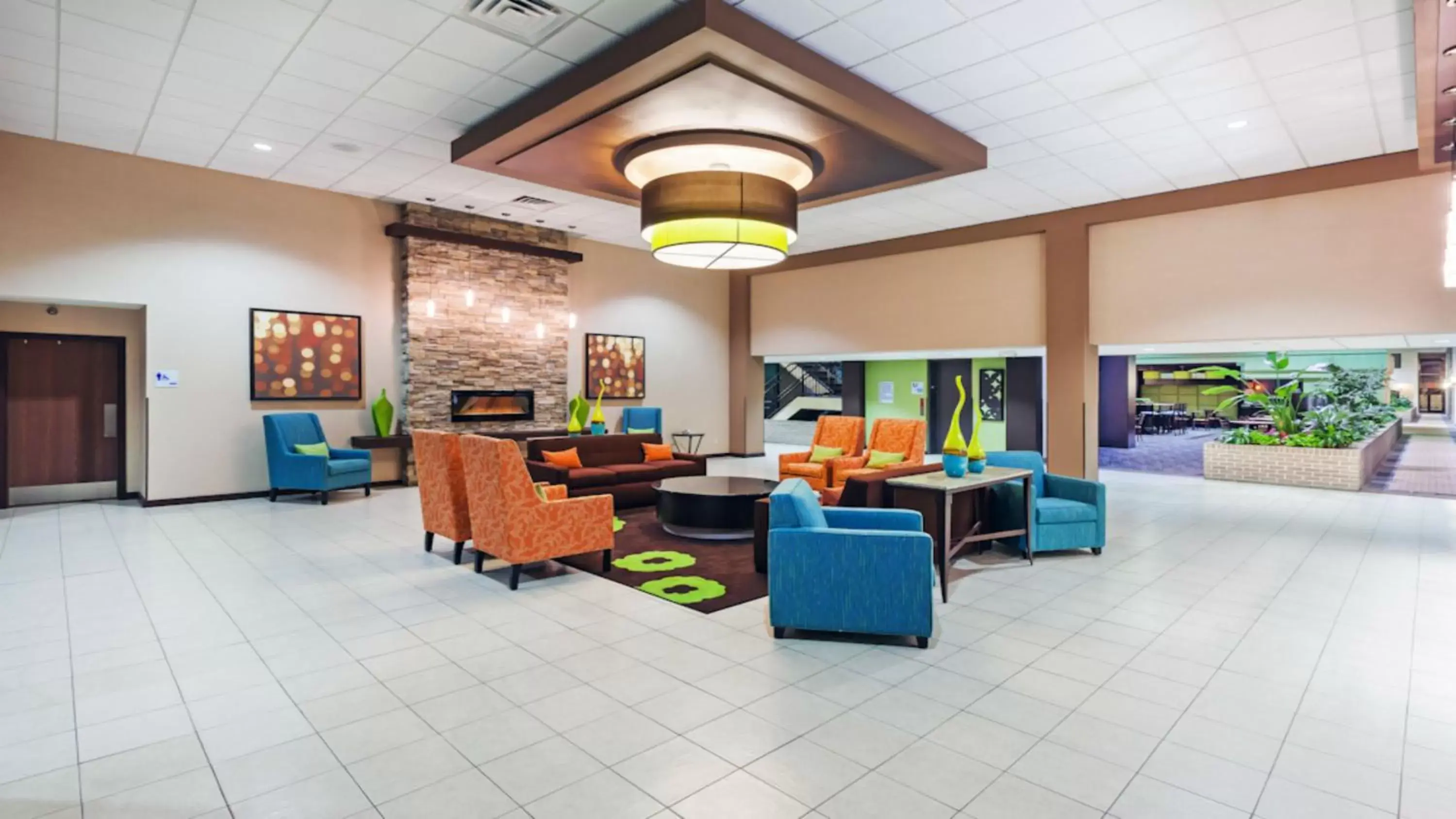 Lobby or reception in Holiday Inn Express Little Rock-Airport, an IHG Hotel