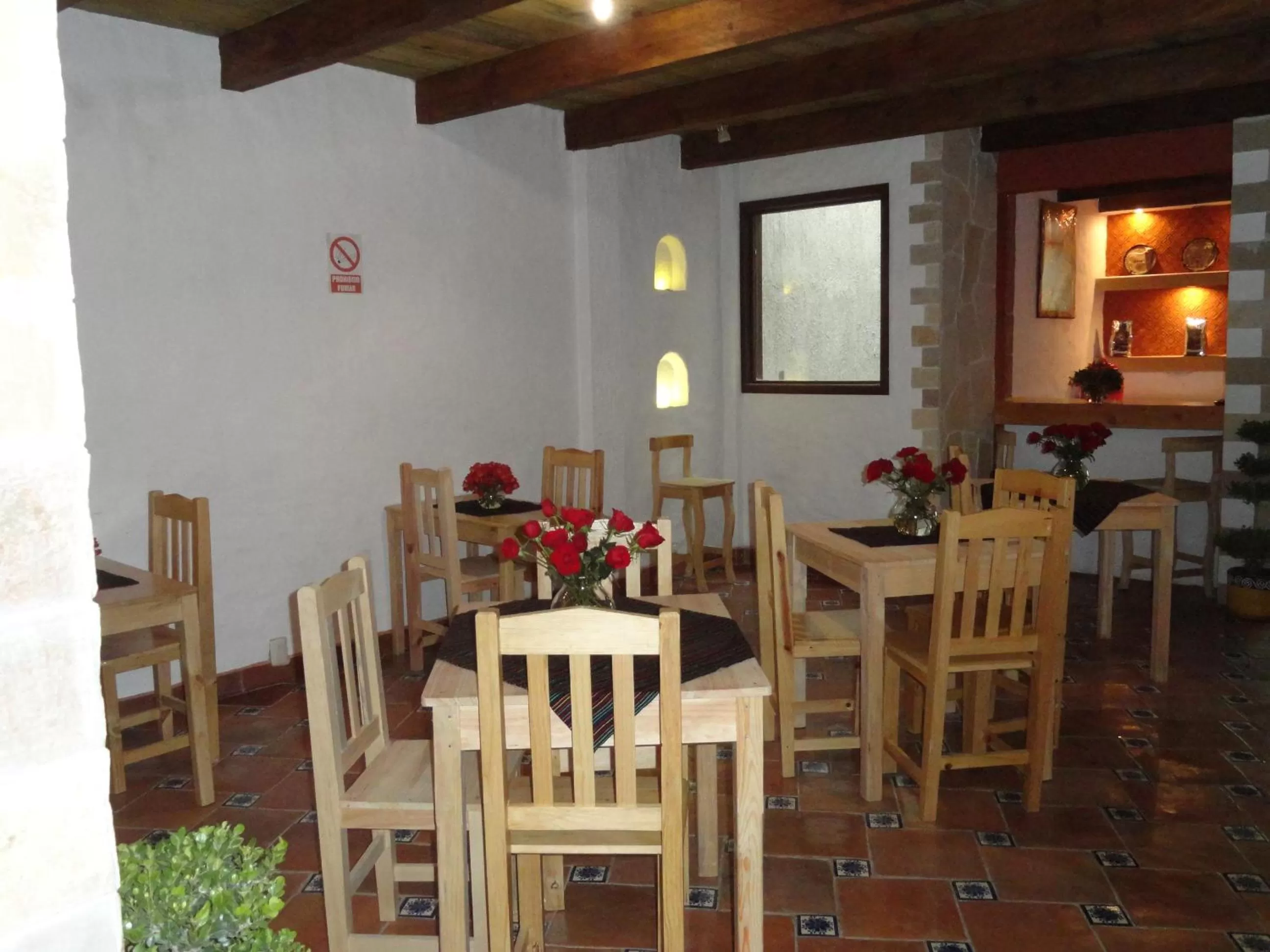 Communal lounge/ TV room in Hotel Na´Lum