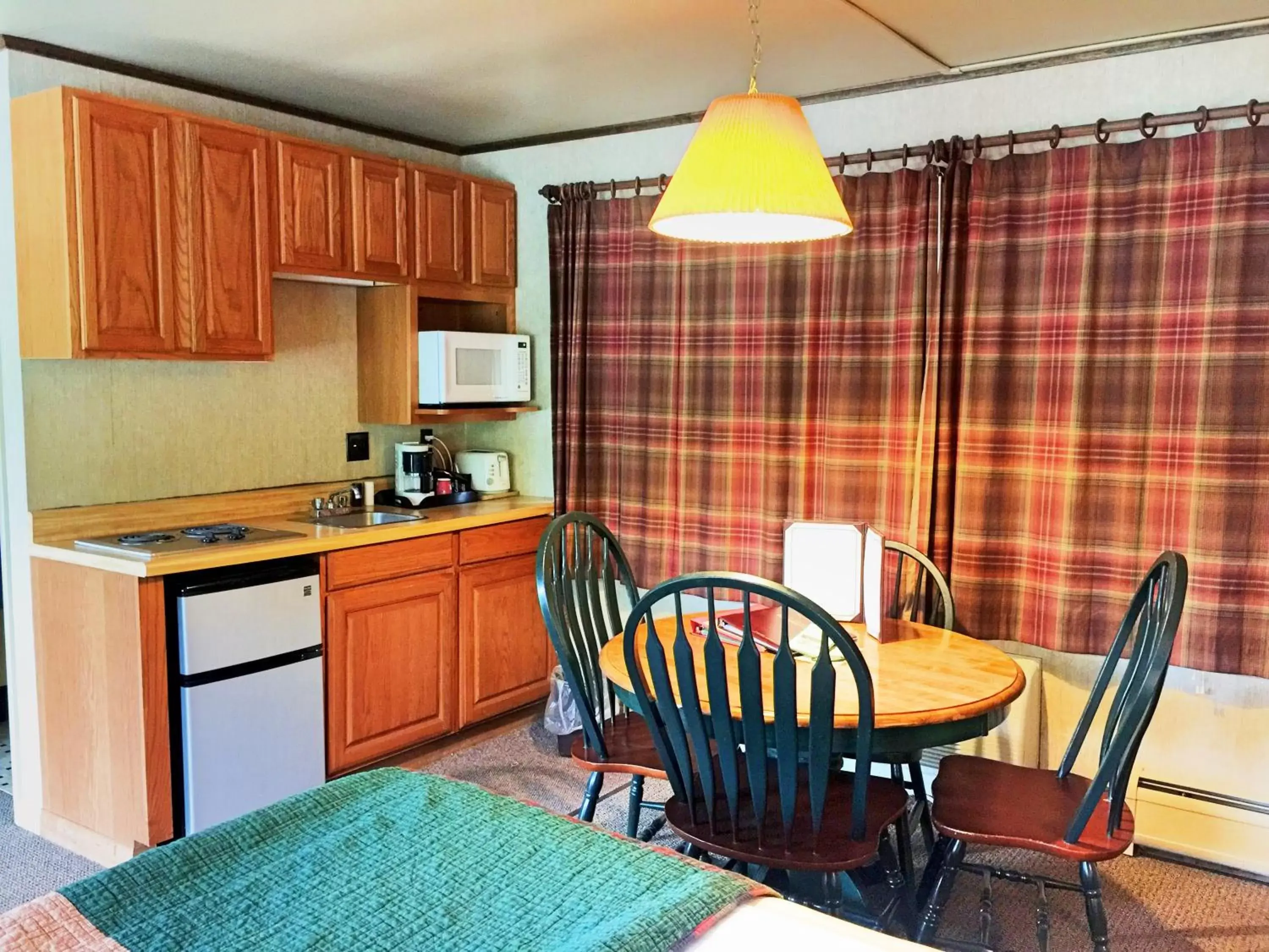 Other, Kitchen/Kitchenette in Hungry Trout Resort
