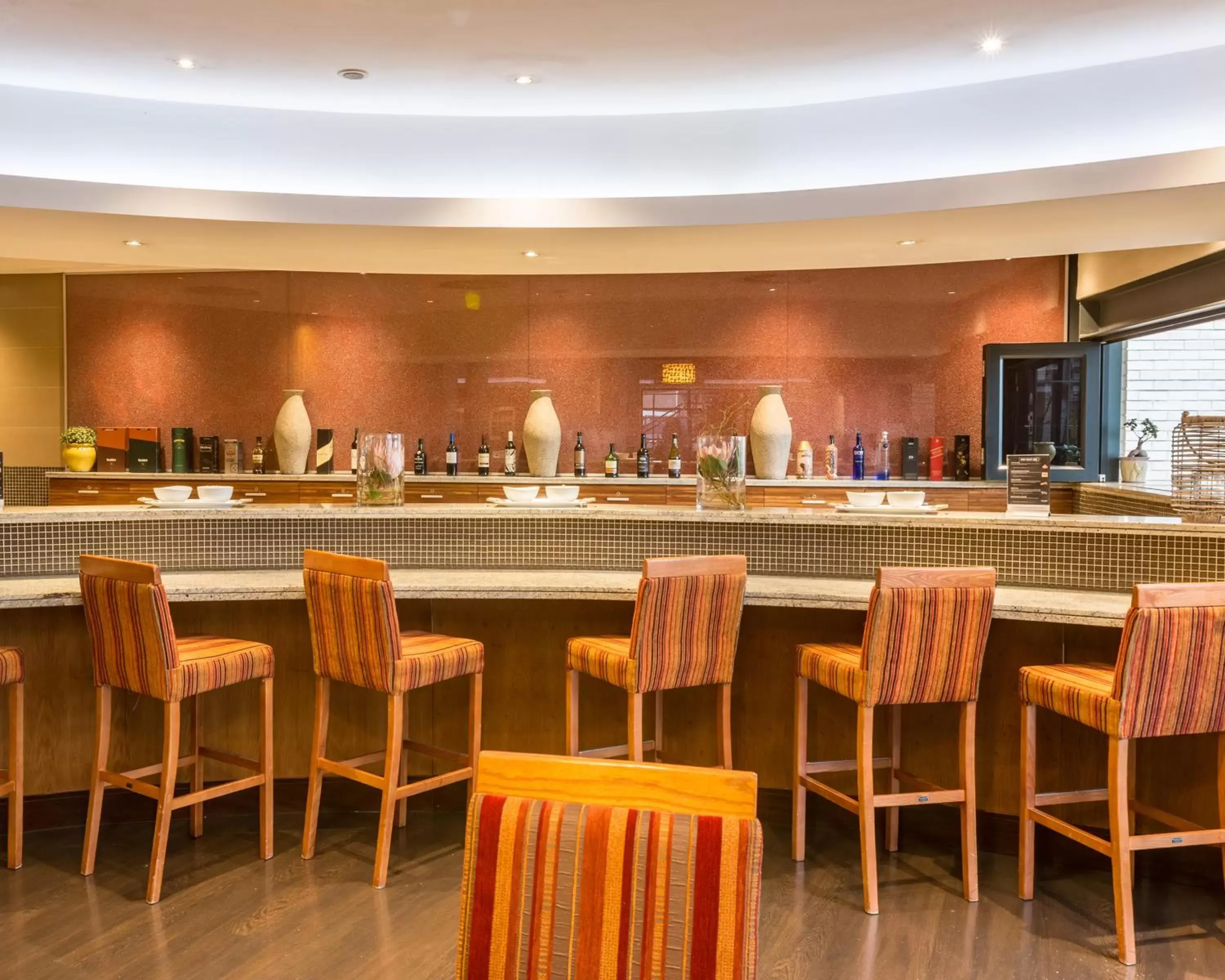 Lounge or bar, Restaurant/Places to Eat in City Lodge Hotel Hatfield, Pretoria