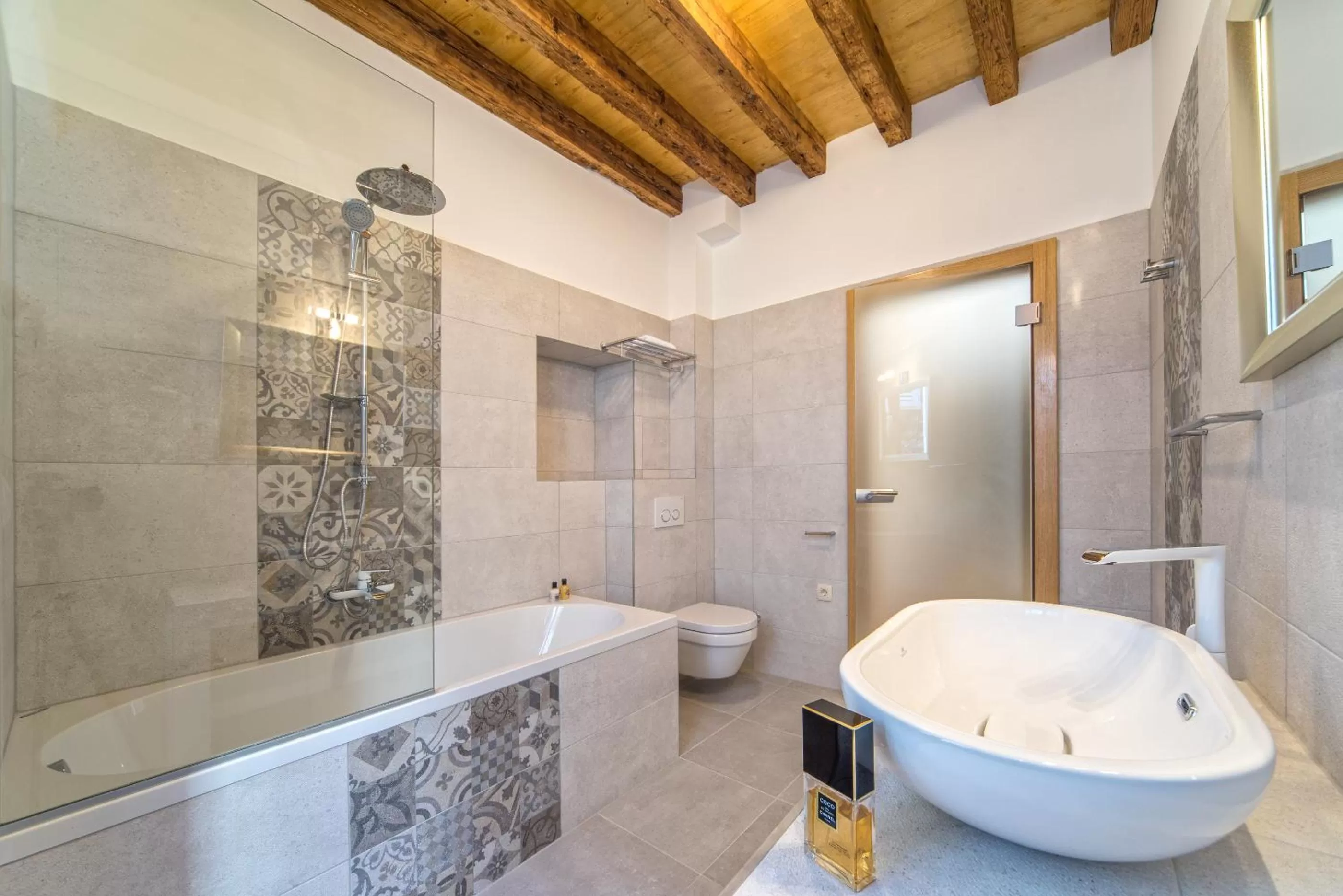 Toilet in Villa Split Heritage Hotel