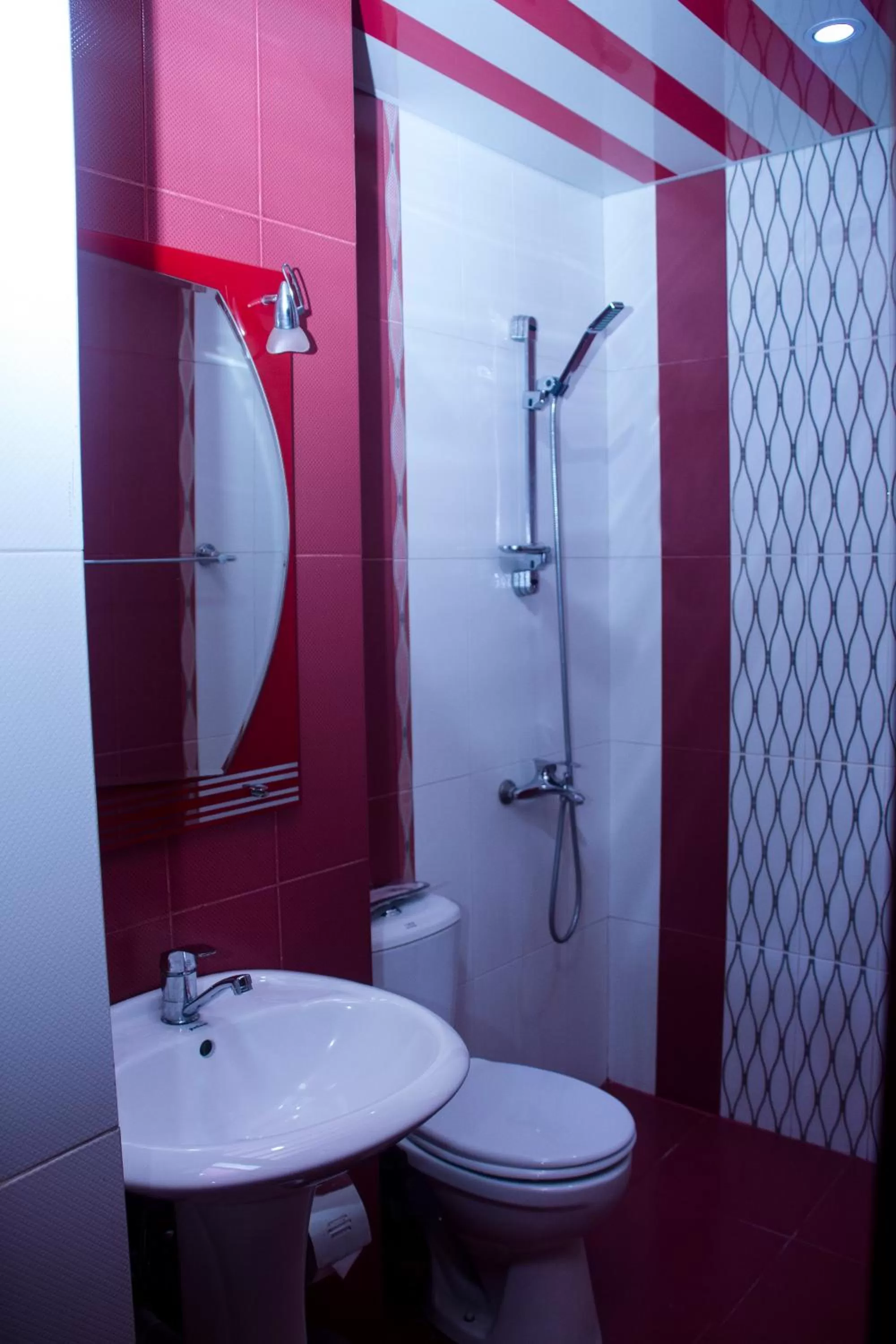 Shower in Mirage Hotel