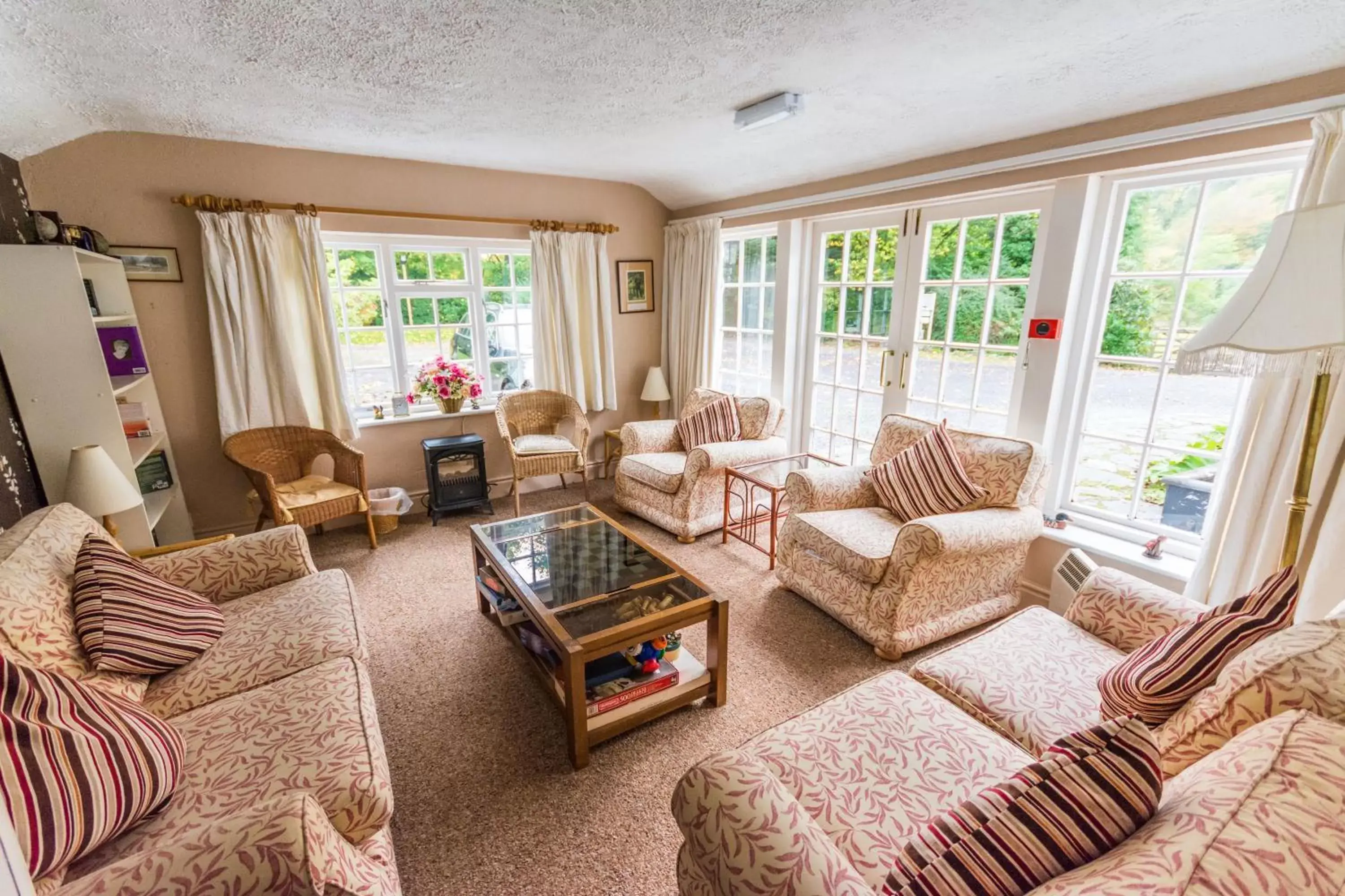 Lounge or bar, Seating Area in Gwesty Minffordd Hotel