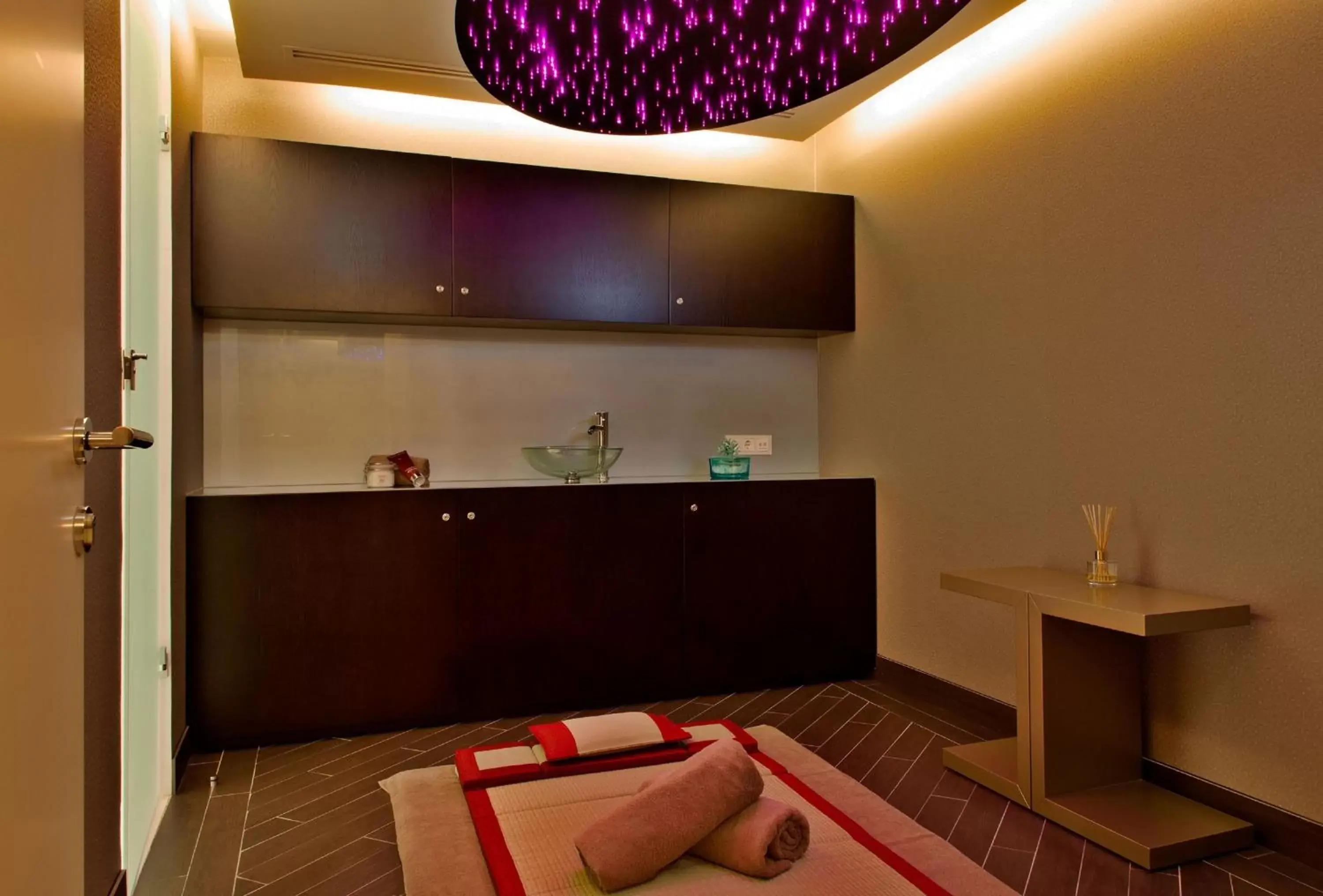 Spa and wellness centre/facilities, Bed in InterContinental Cascais-Estoril, an IHG Hotel