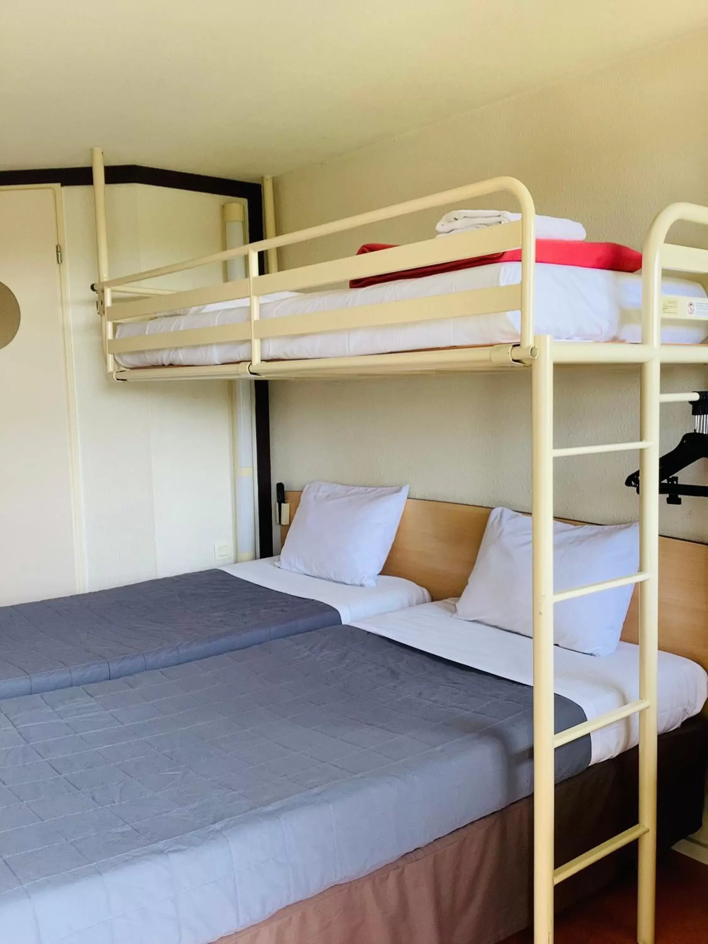 Bedroom, Bunk Bed in Première Classe Chateauroux - Saint Maur