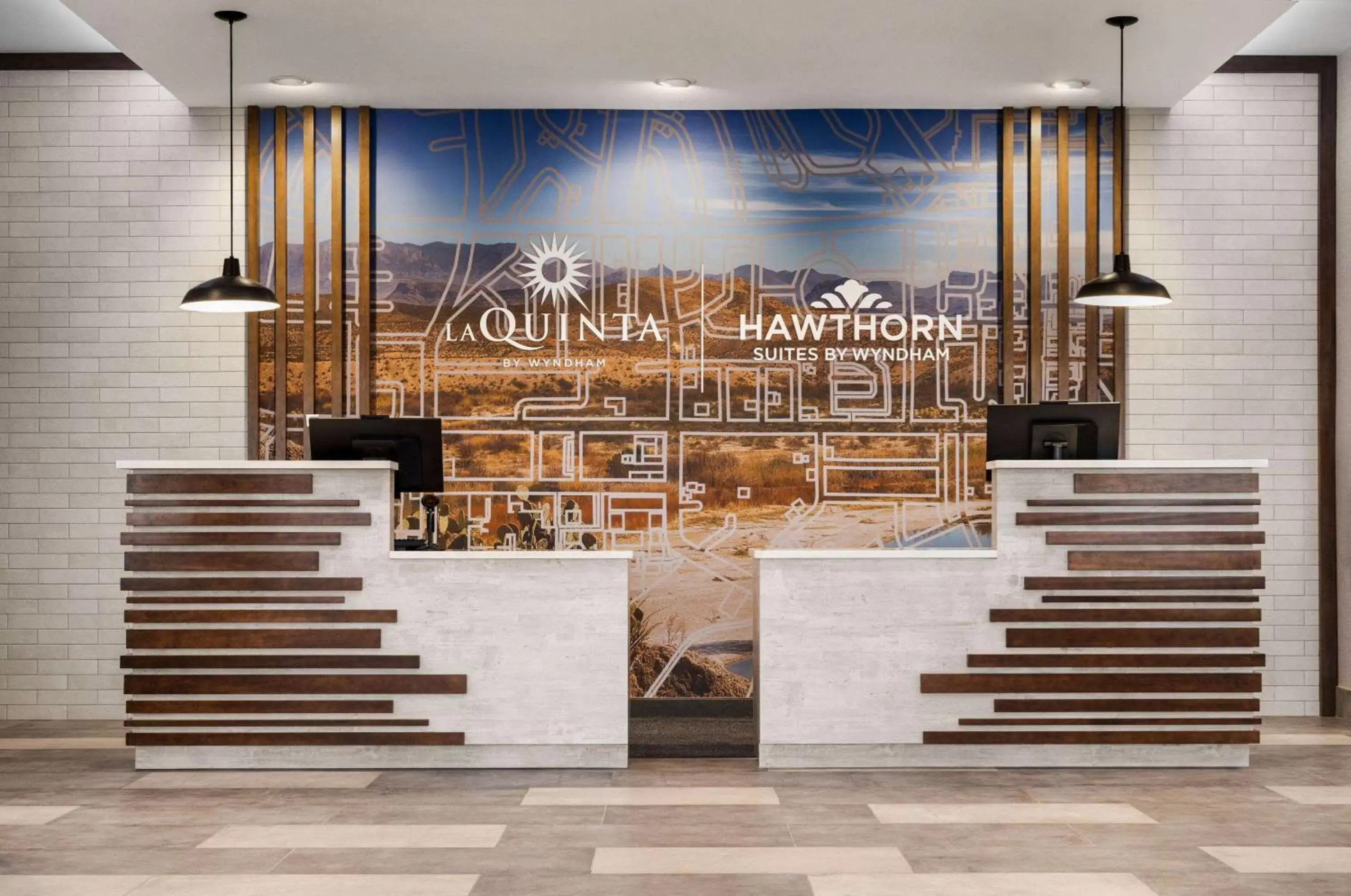 Lobby or reception in La Quinta Inn & Suites by Wyndham Del Rio