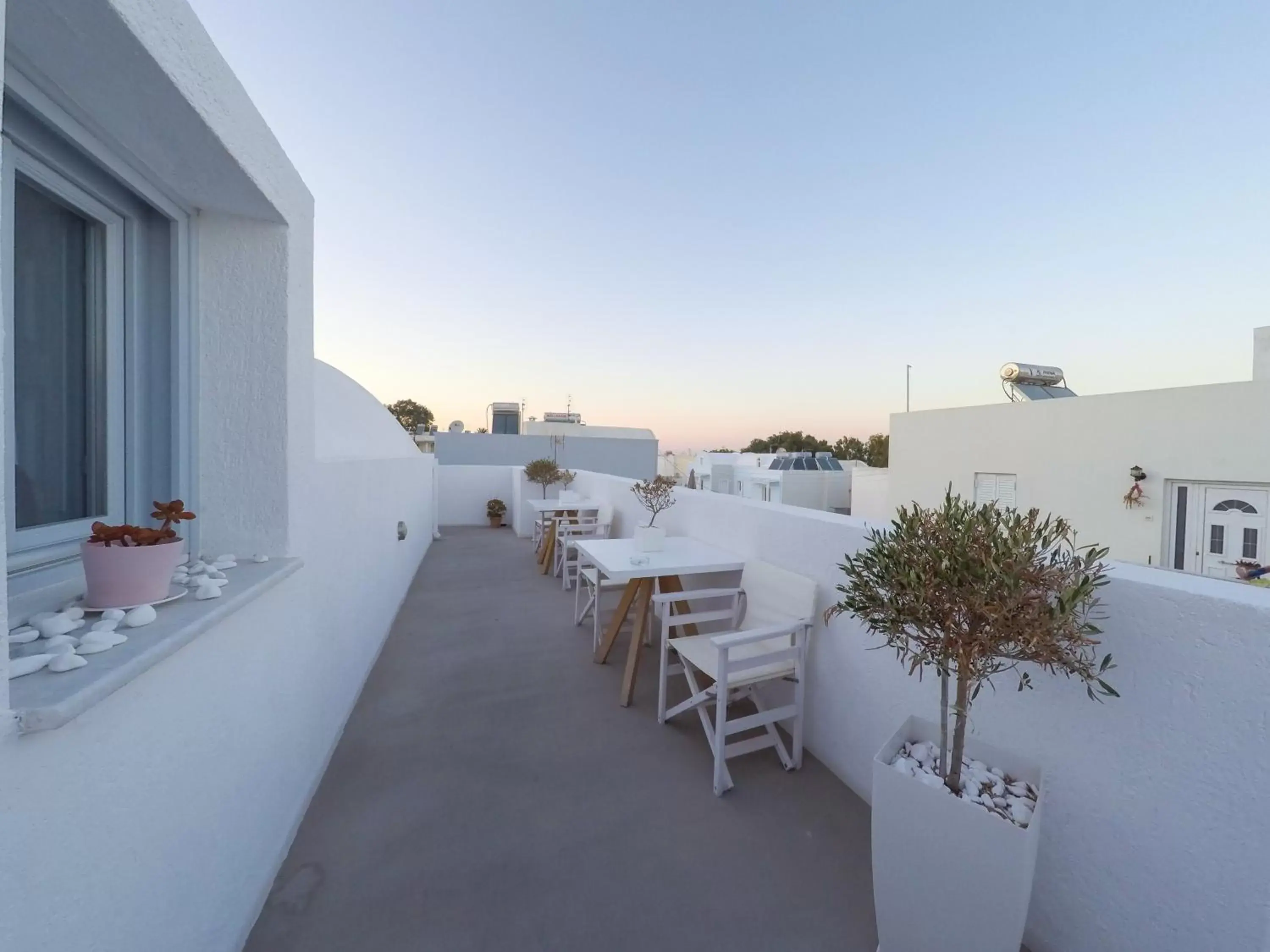 Patio in Central Fira Suites