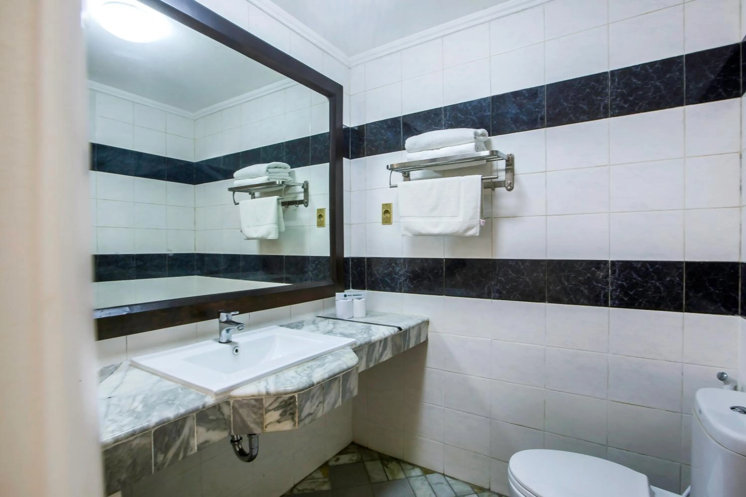 Photo of the whole room in Bali Bungalo Hotel