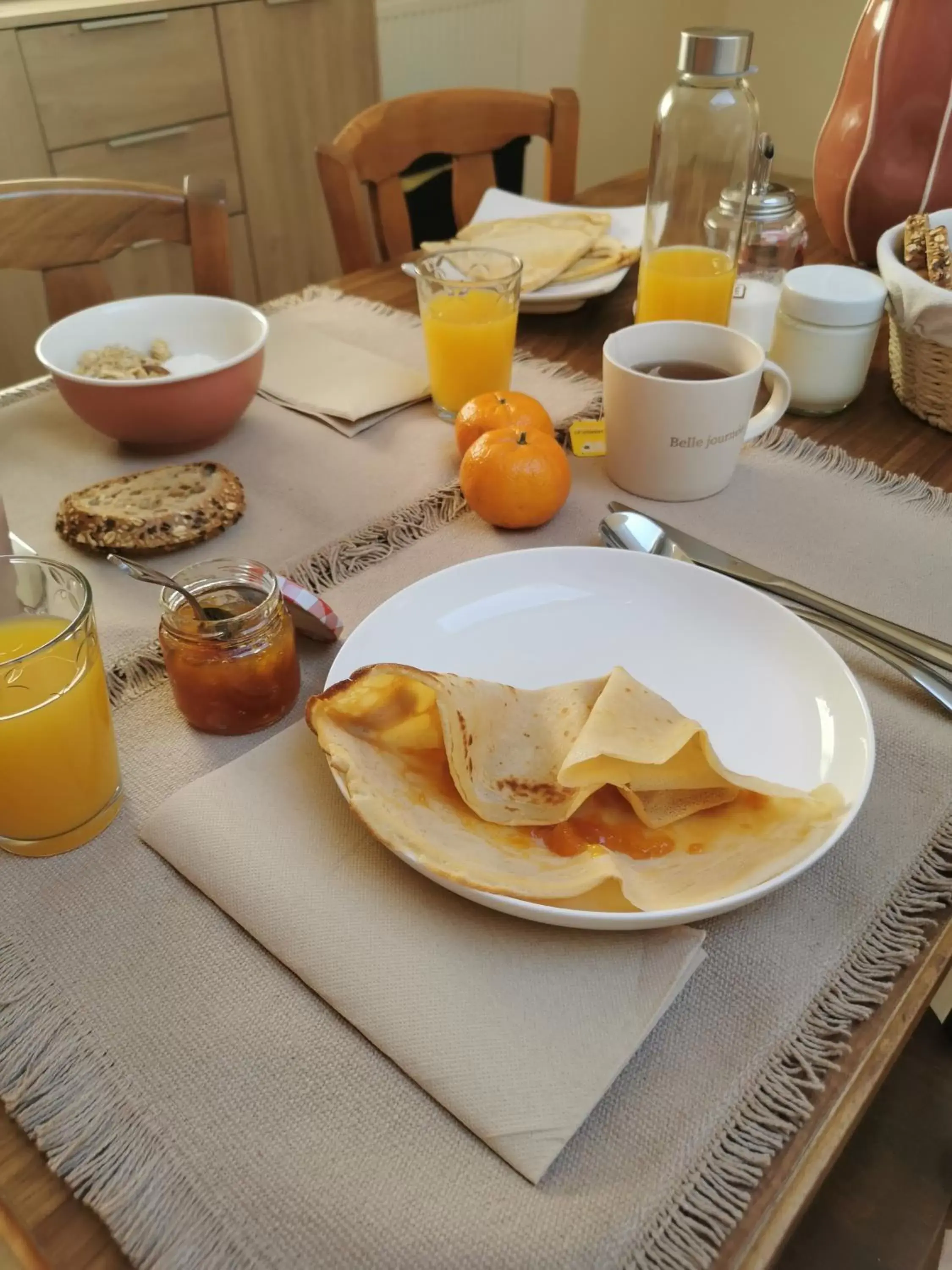 Food and drinks, Breakfast in Les lits de l'Arz