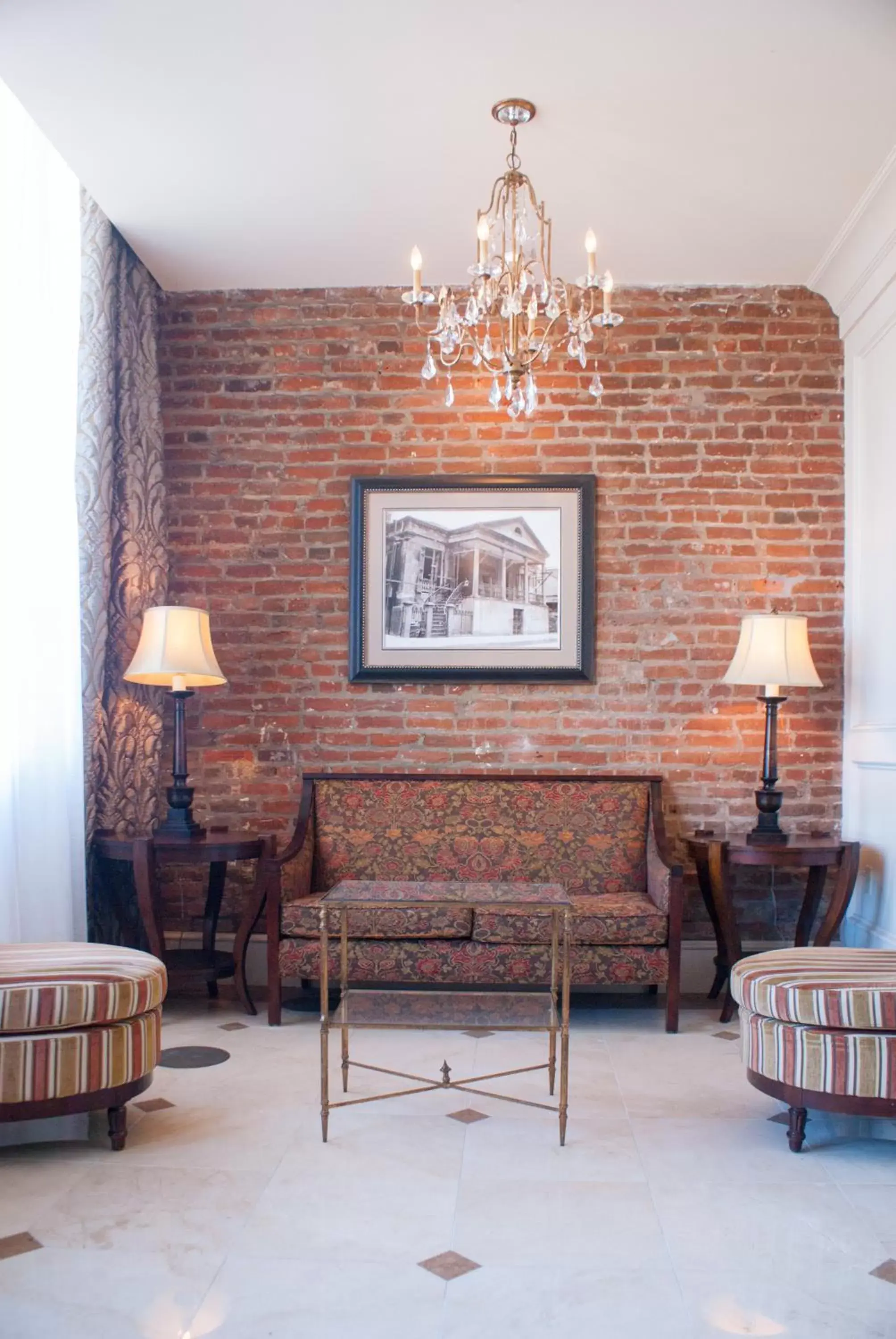 Living room, Seating Area in French Market Inn