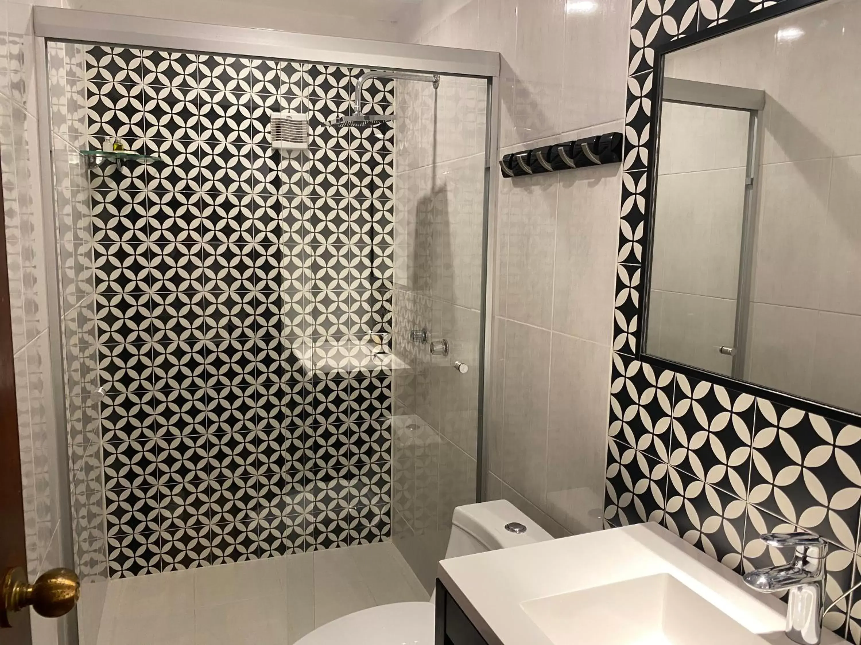 Bathroom in Hotel Raices de Mar