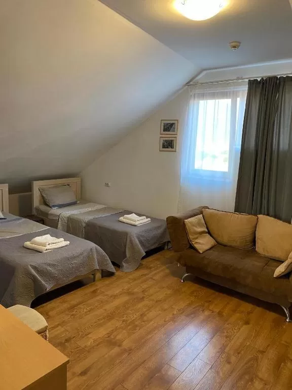 Twin Room with Shower in Hotel Cité