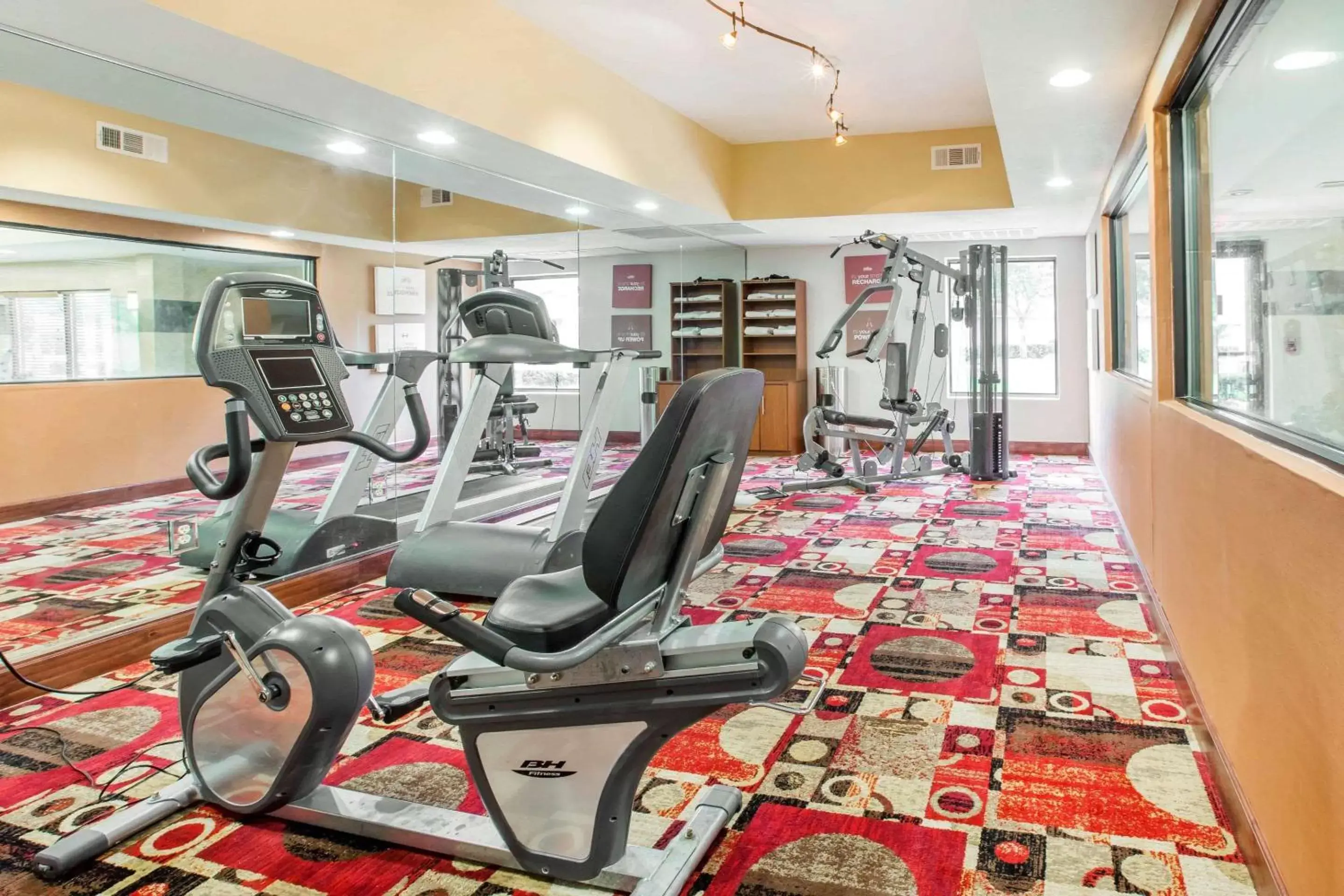 Fitness centre/facilities, Fitness Center/Facilities in Comfort Suites Golden Isles Gateway