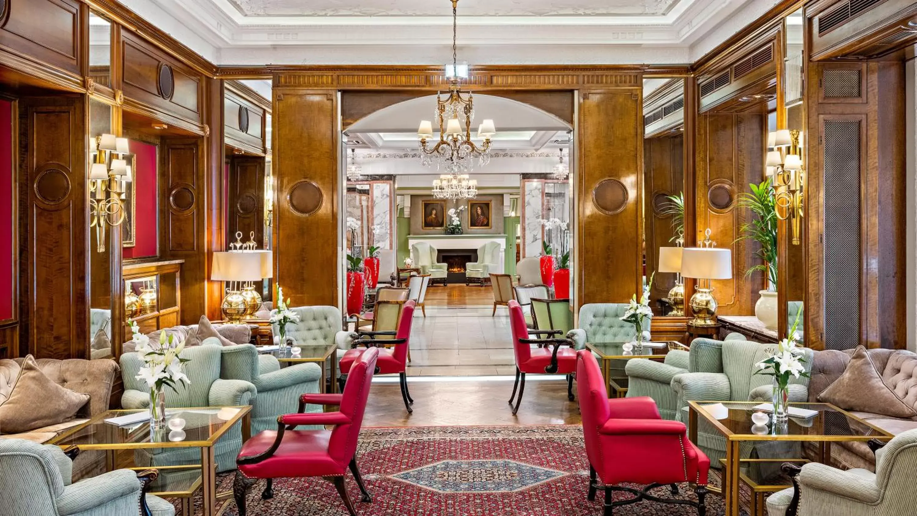 Lobby or reception in Hotel Europäischer Hof Heidelberg