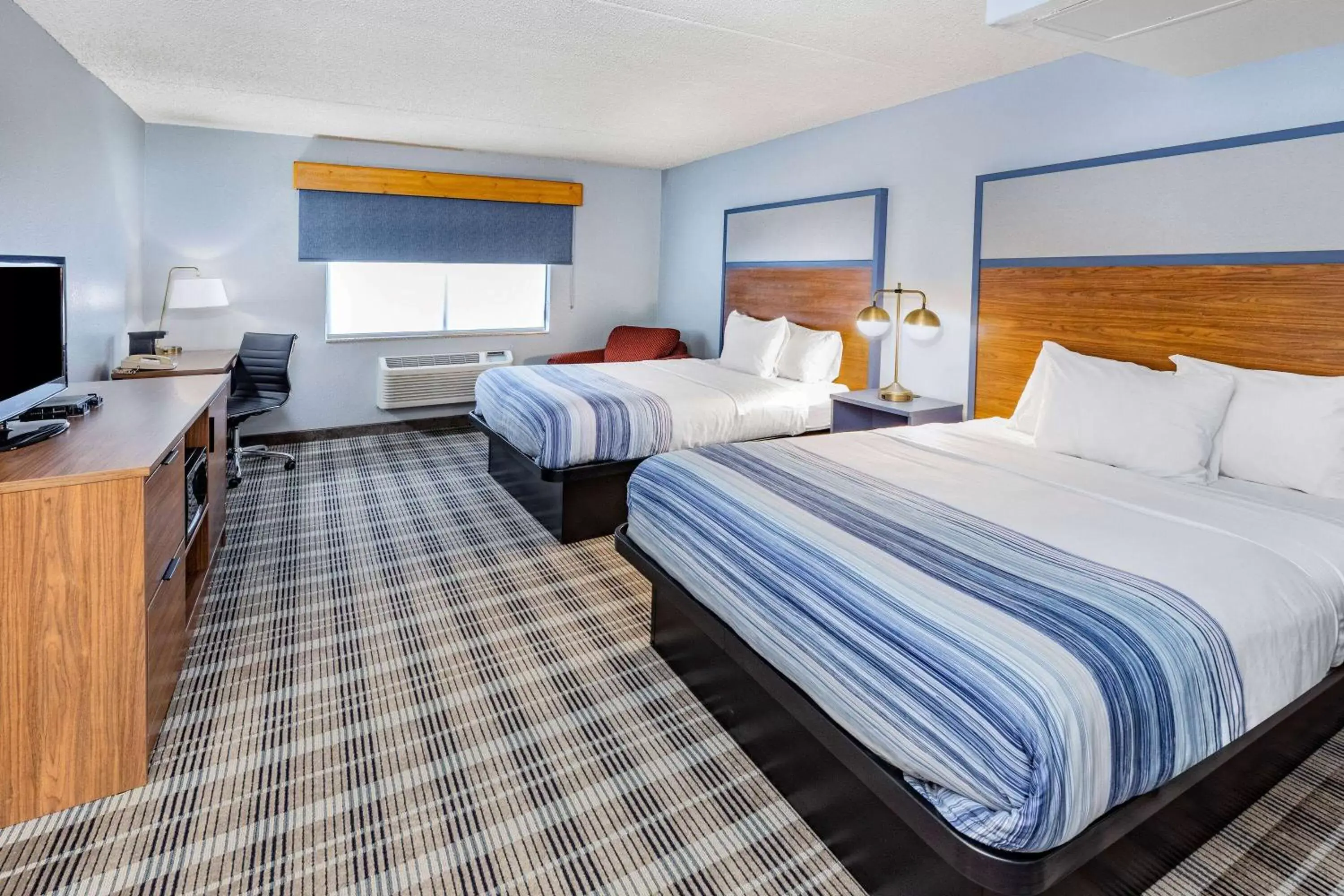 Photo of the whole room, Bed in AmericInn by Wyndham Sayre