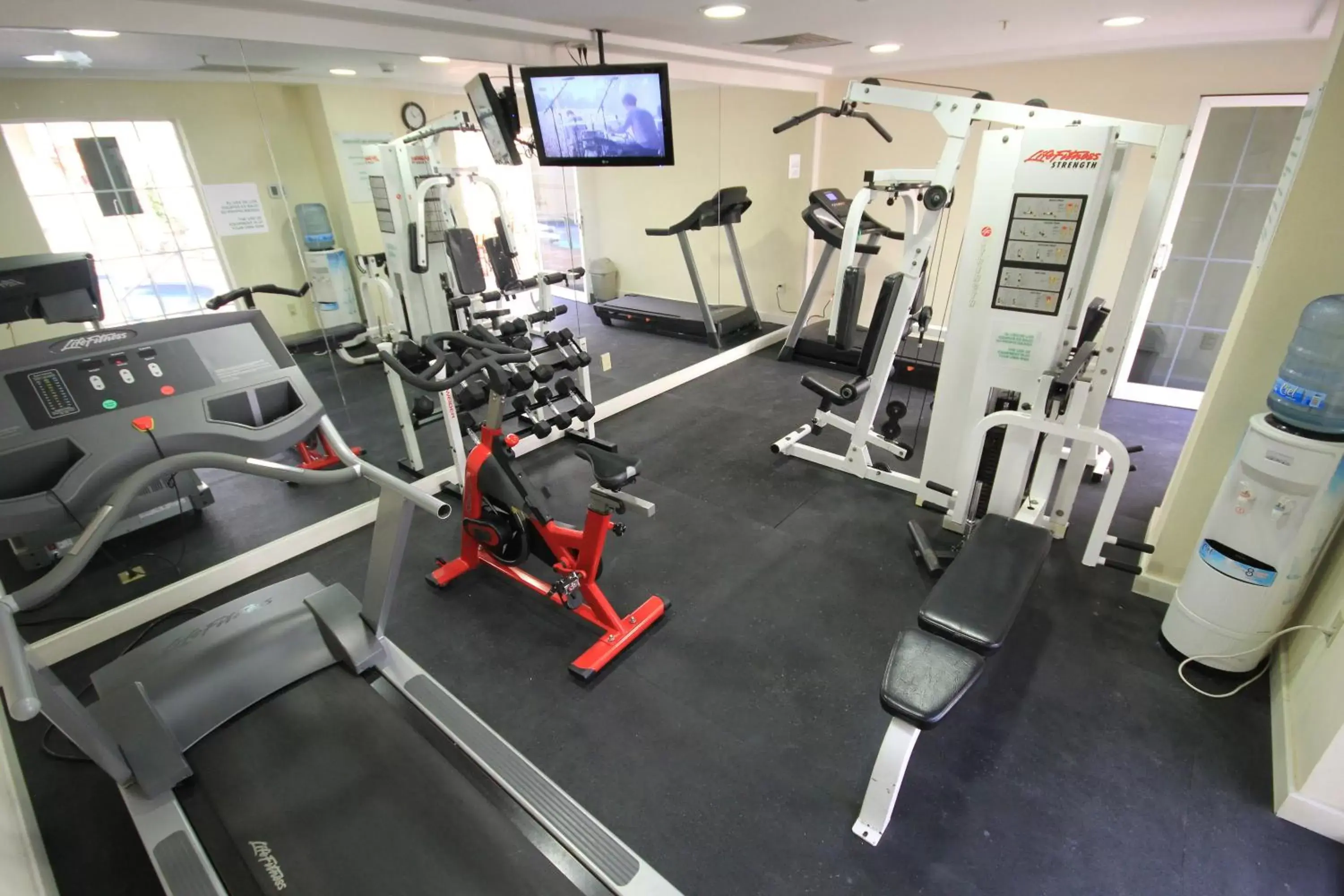 Fitness centre/facilities, Fitness Center/Facilities in Holiday Inn Leon-Convention Center, an IHG Hotel