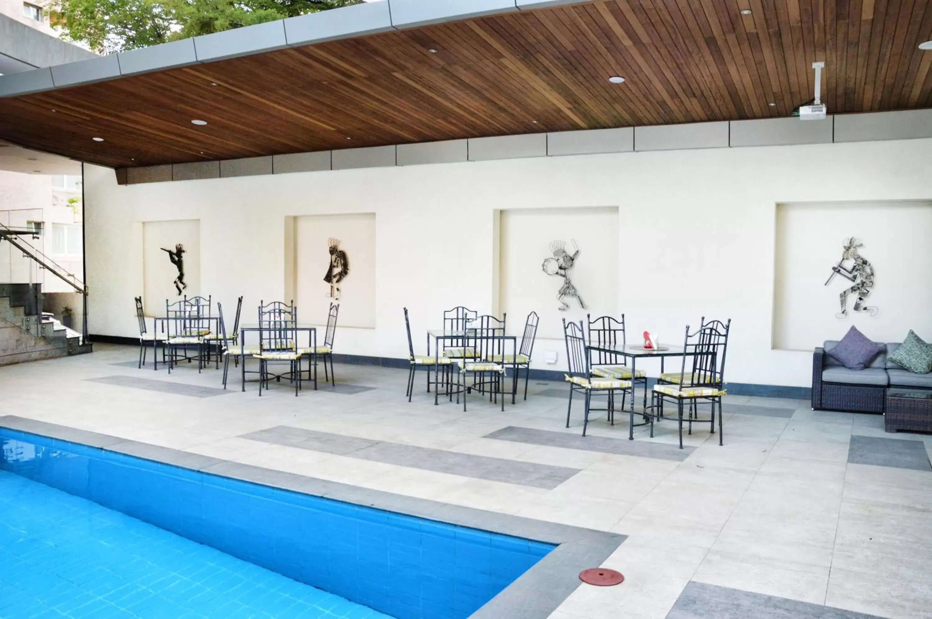 Lounge or bar in The Zehneria Hotel Lounge or bar in The Zehneria Hotel