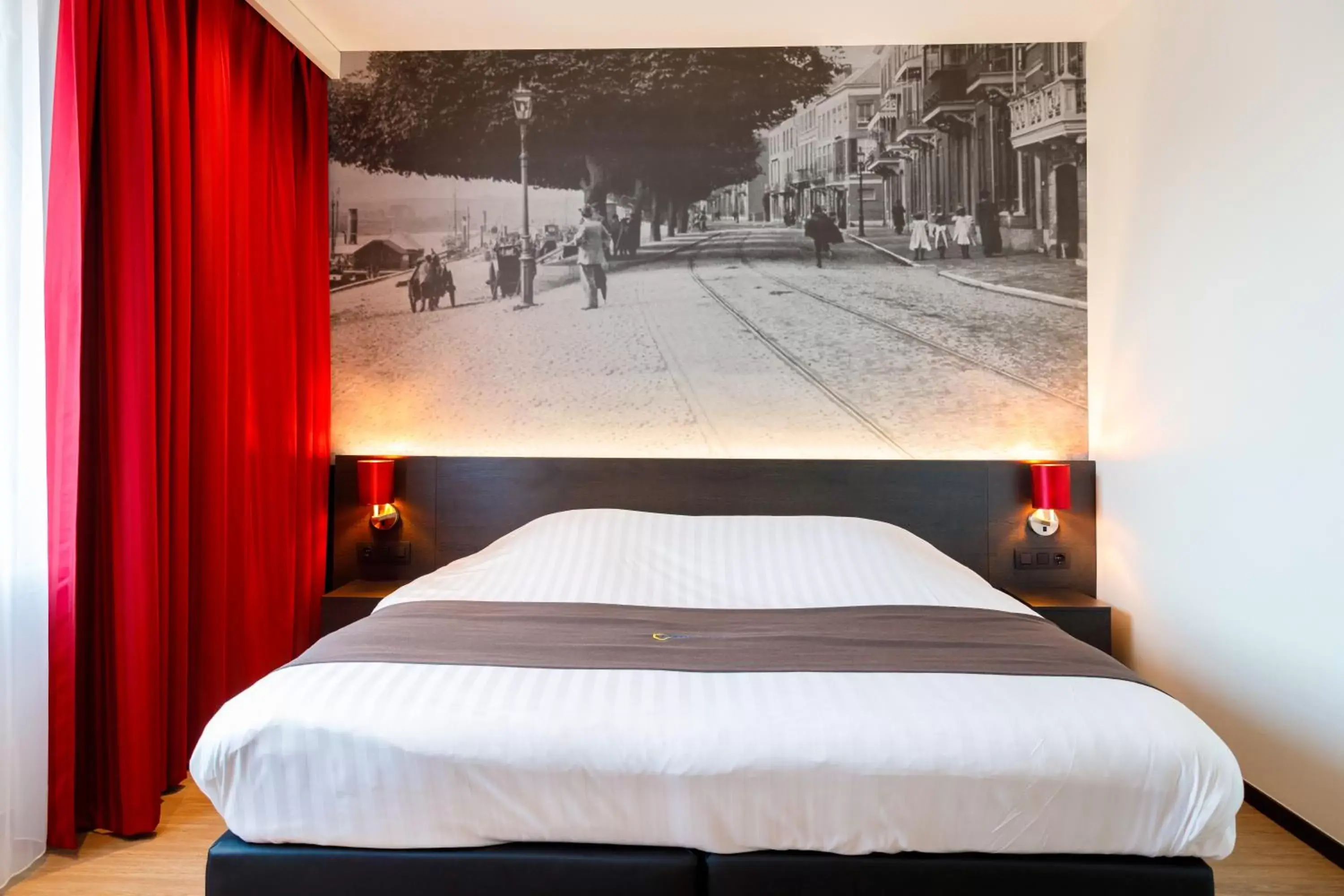 Bed in Bastion Hotel Amsterdam Amstel