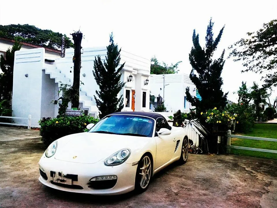 Scenic Riverside Resort