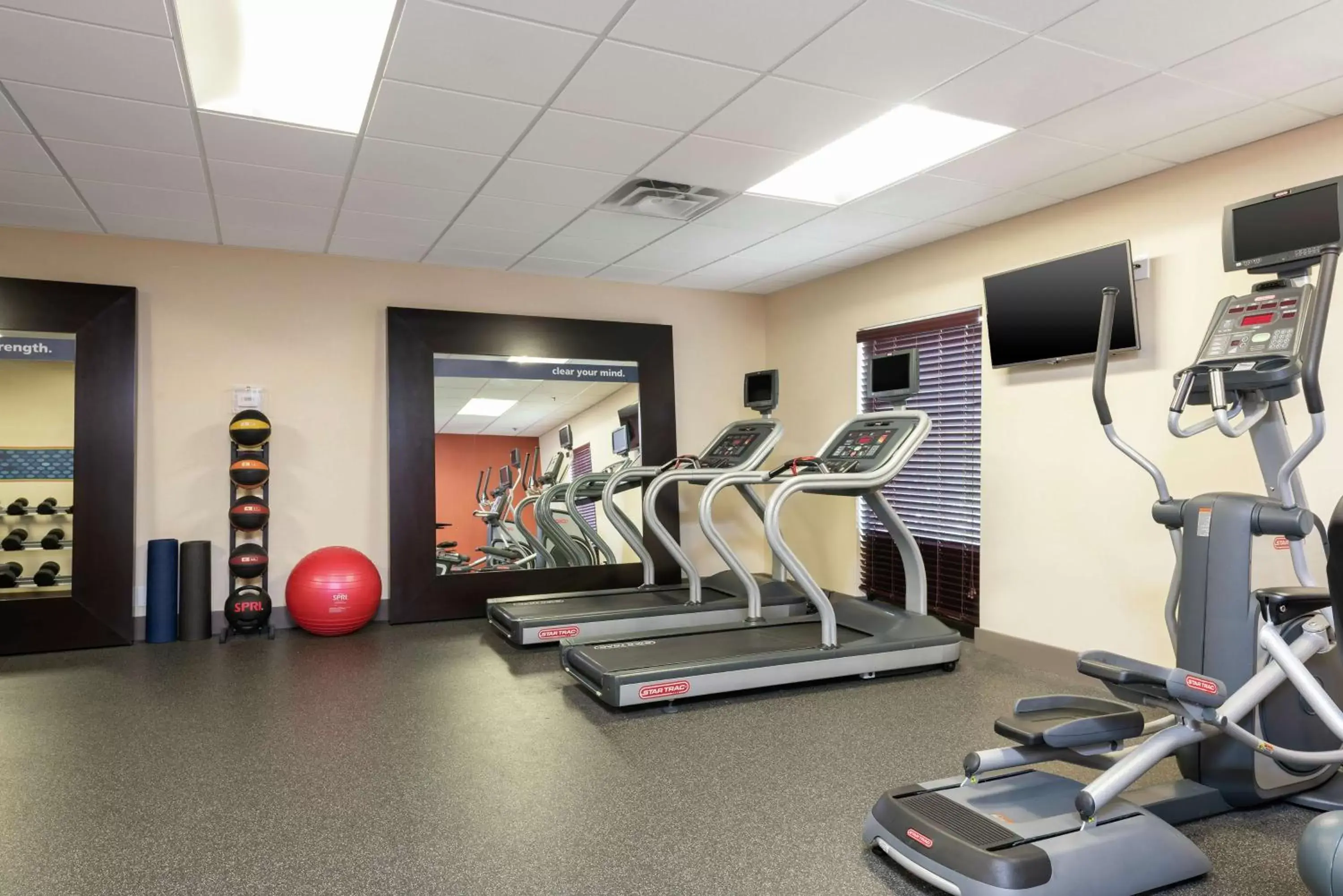 Fitness centre/facilities, Fitness Center/Facilities in Hampton Inn Akron-South