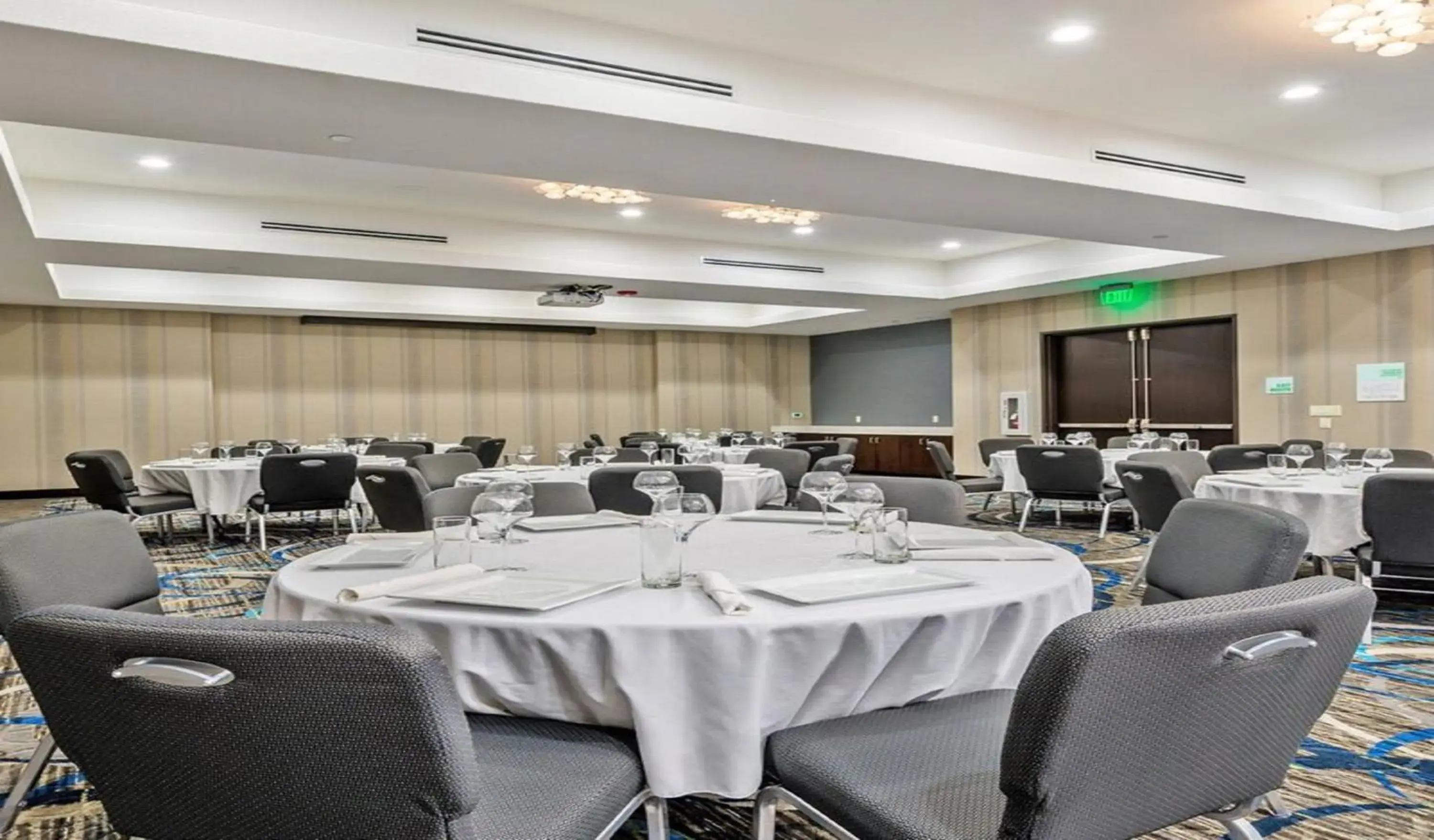 Banquet/Function facilities, Banquet Facilities in Holiday Inn Austin Airport, an IHG Hotel