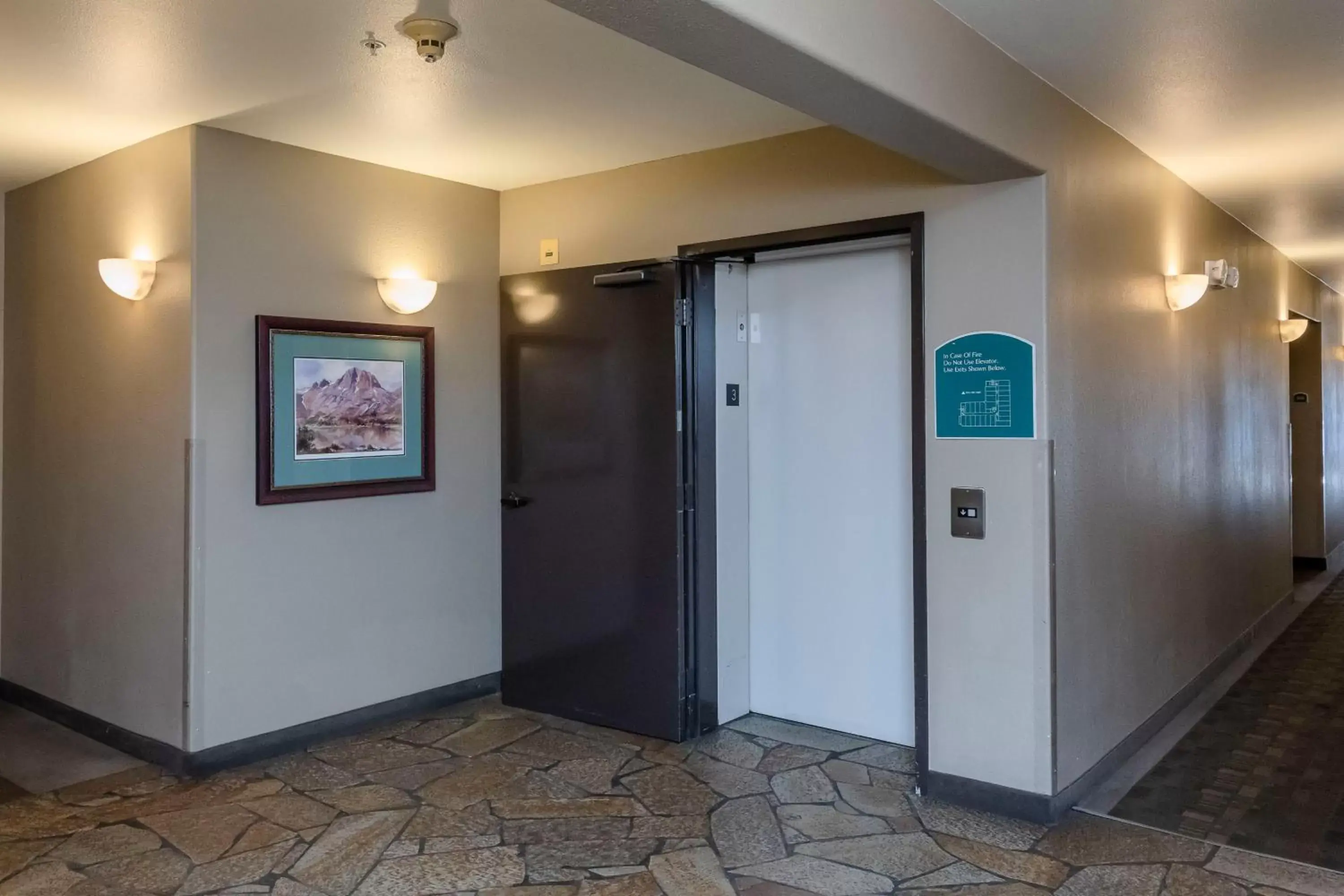 elevator in Truckee Donner Lodge