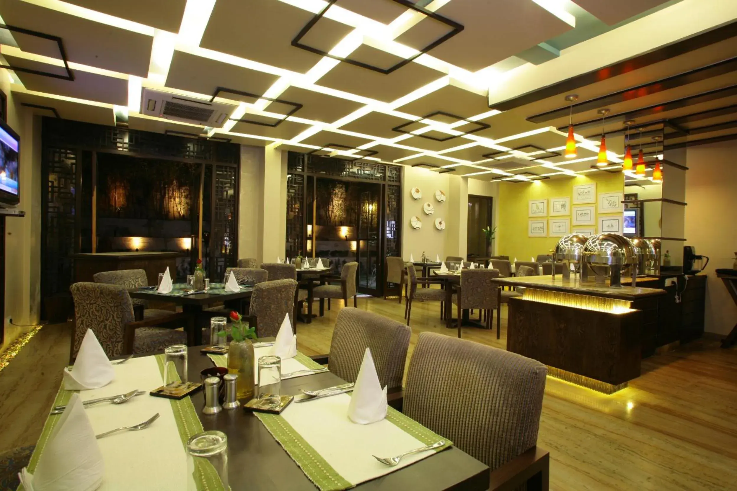 Coffee/tea facilities, Restaurant/Places to Eat in juSTa Gurgaon