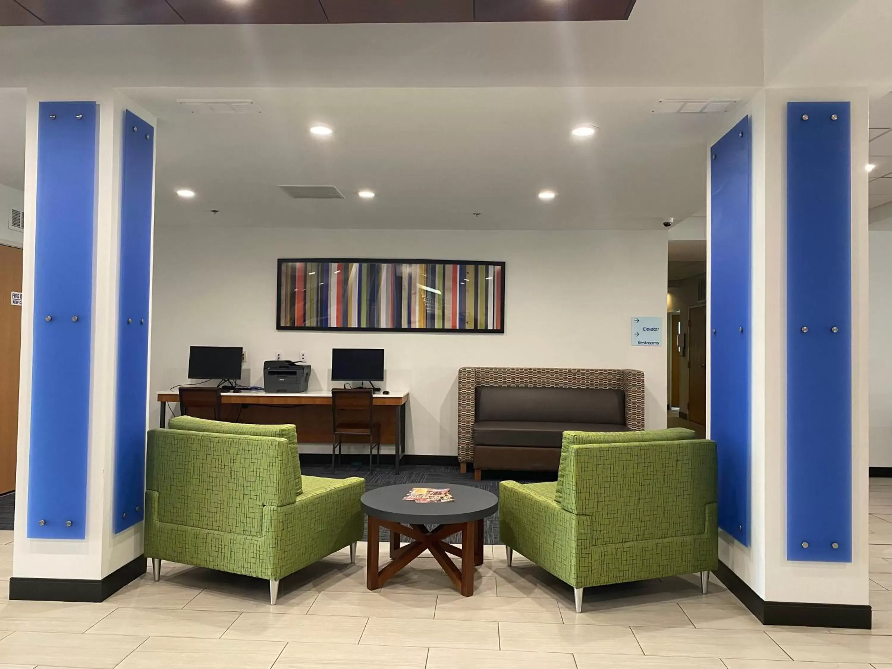 Property building in Holiday Inn Express Hotel & Suites Logansport by IHG Property building in Holiday Inn Express Hotel & Suites Logansport by IHG