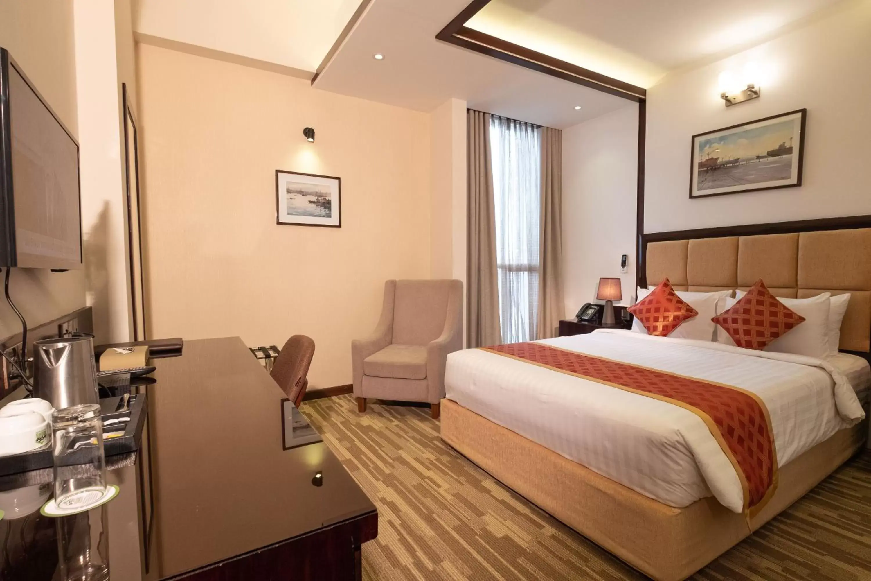 Photo of the whole room, Bed in After Hours Residence Photo of the whole room, Bed in After Hours Residence