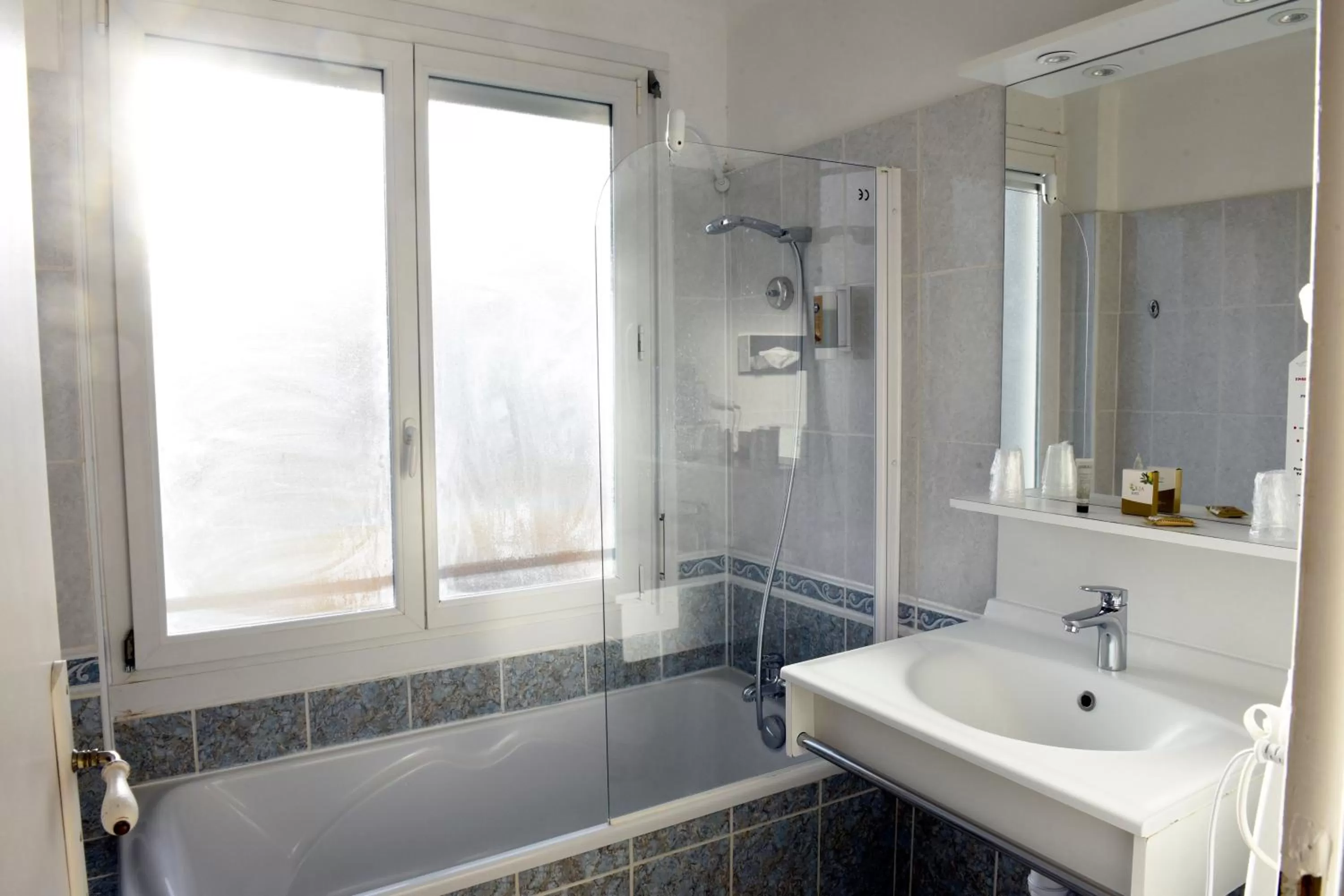 Bath in Azur Hôtel