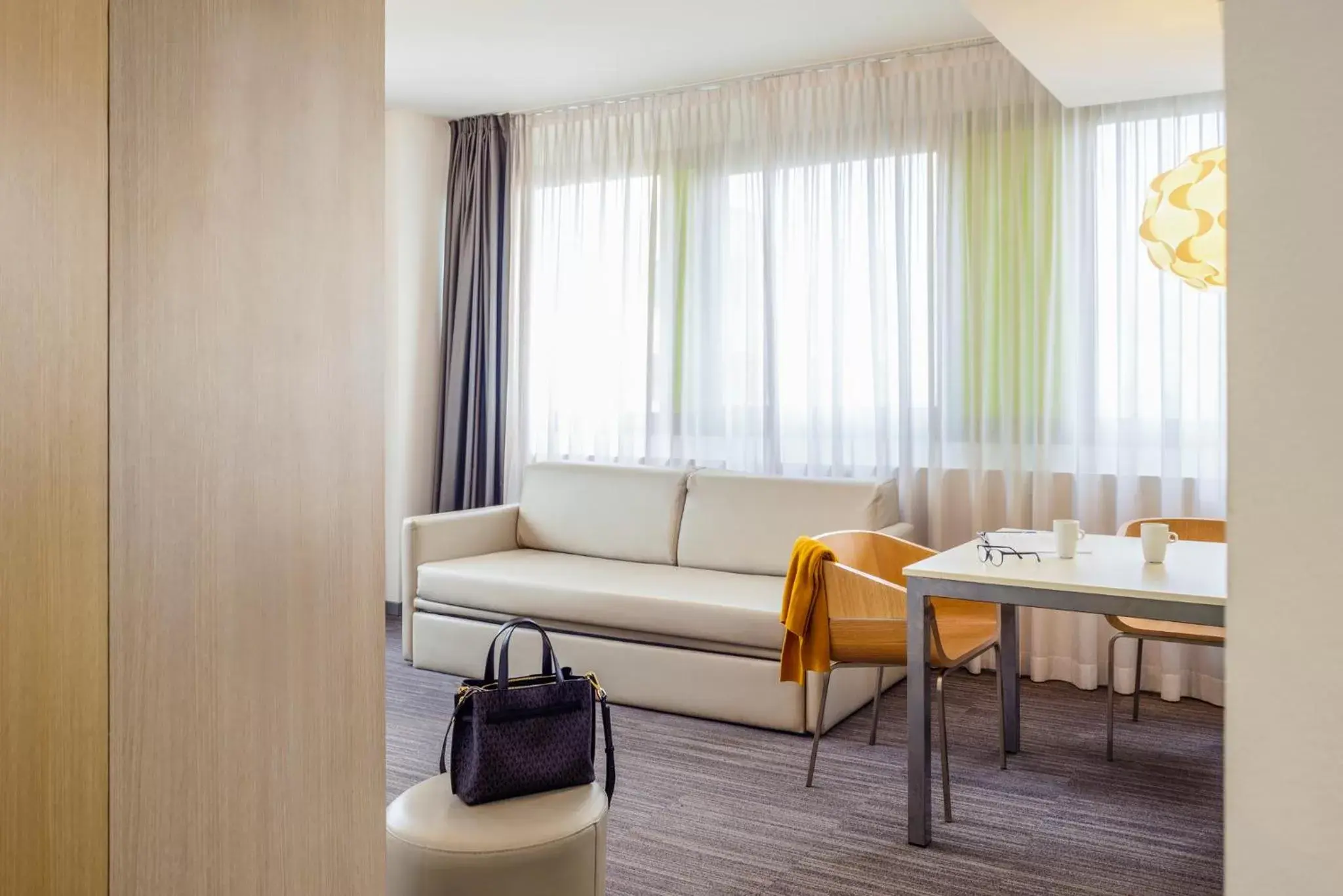 Living room, Seating Area in Mercure Milano Agrate Brianza