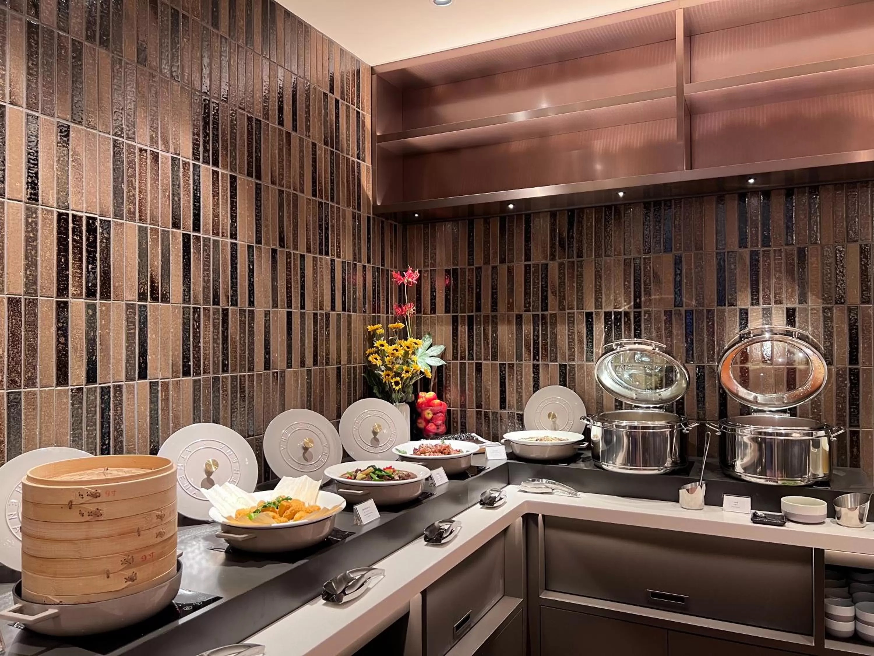 Buffet breakfast in Hotel Gracery Taipei