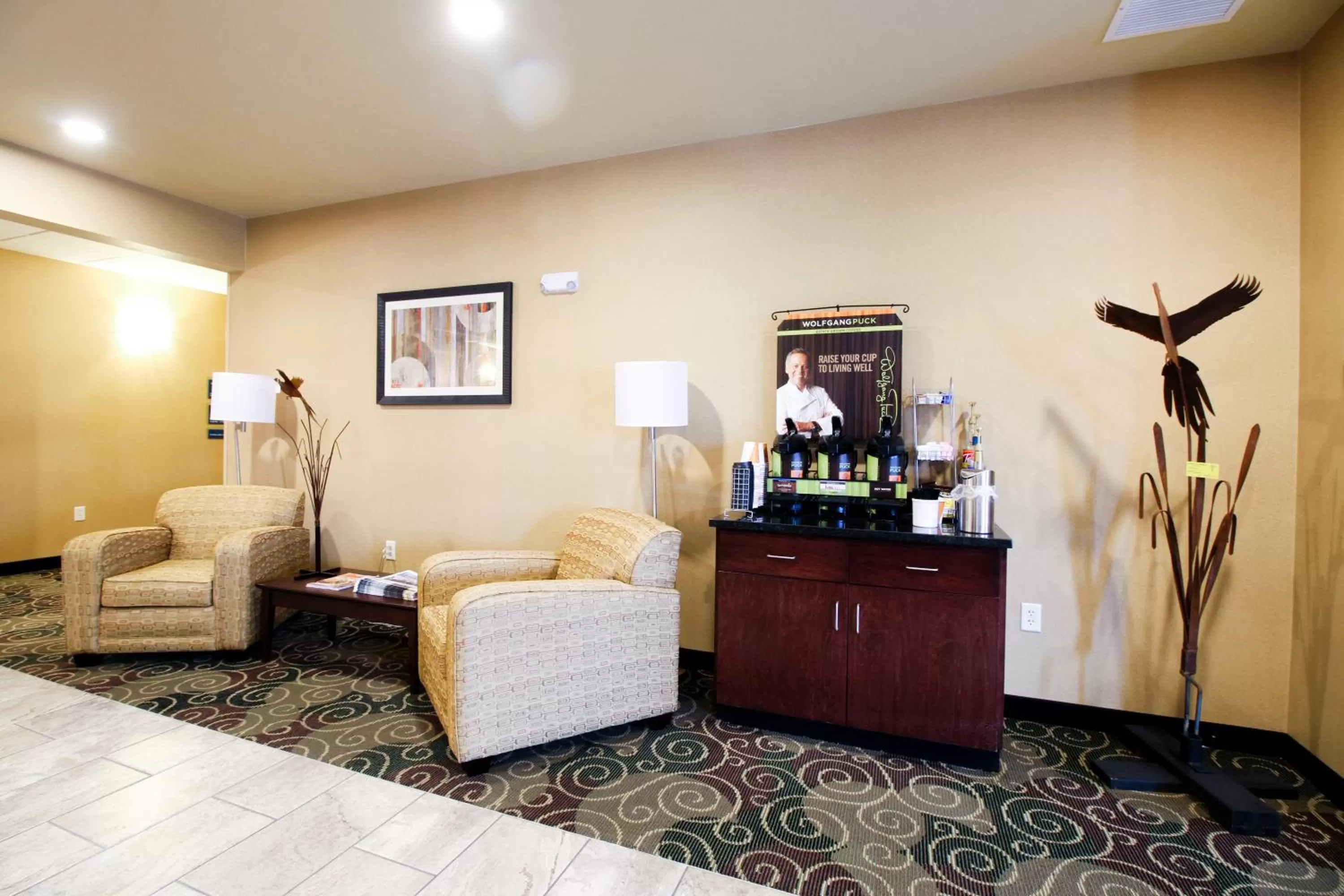 Lobby or reception in Cobblestone Hotel & Suites - Devils Lake